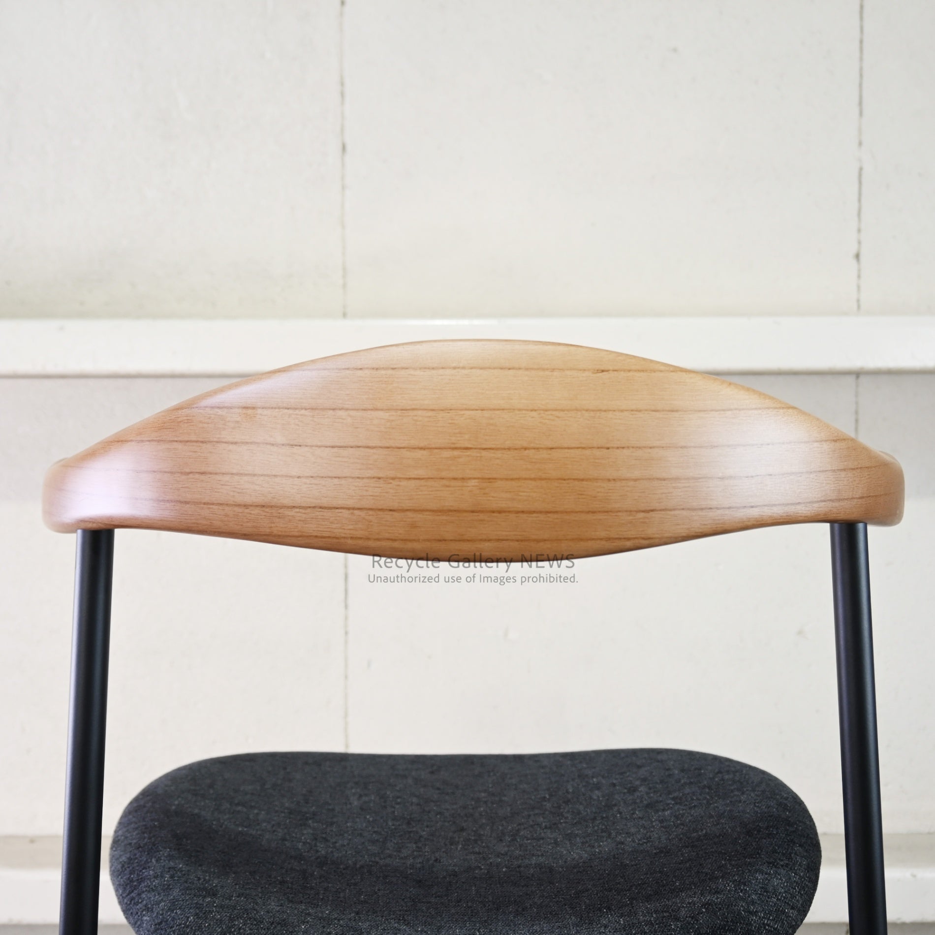 Seki Furniture Atom Chair Black Wooden  Steel  Industrial  Vintage  Cafe style / 関家具 アトムチェア 座面黒色 木材 スチール インダストリアル ヴィンテージ カフェスタイル