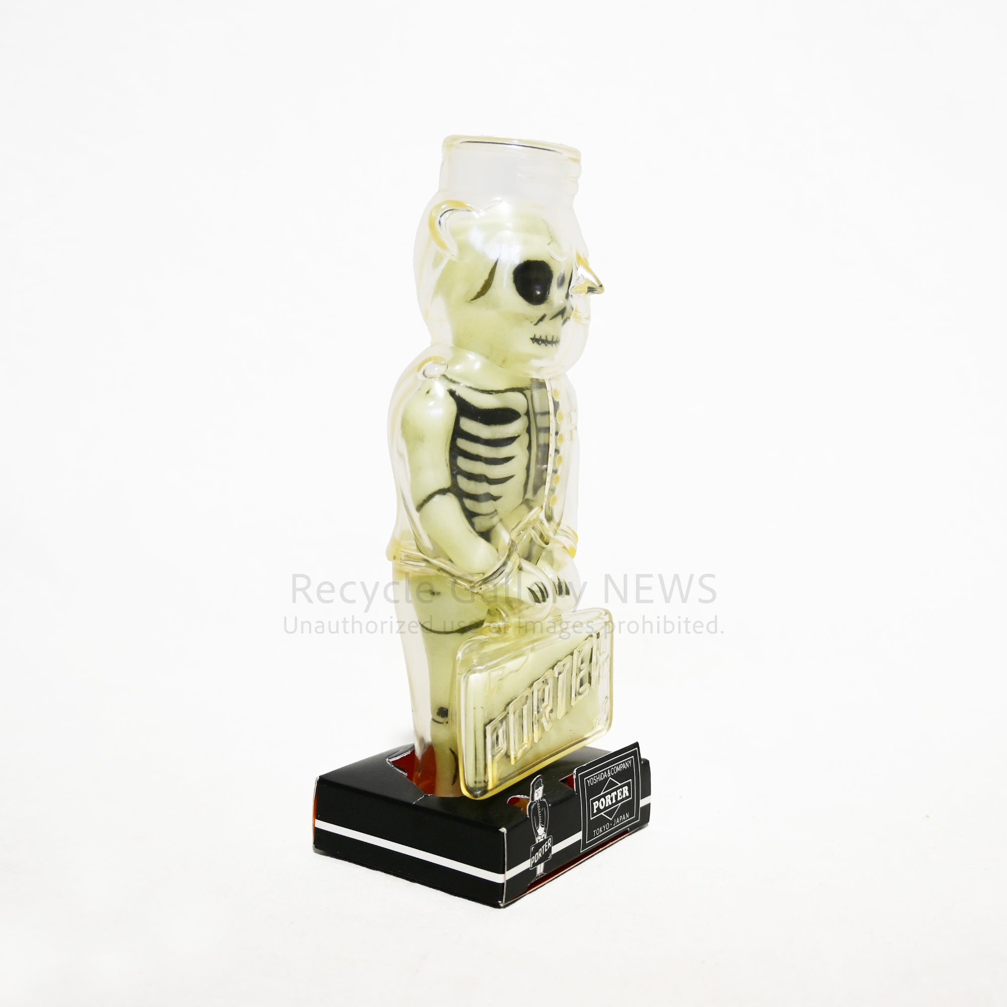SECRETBASE PORTER X-RAY CLEAR G.I.D TOSHIDA & Co. TOY Made in Japan / シークレットベース ポーター 吉田カバン フィギュア 蓄光 日本製