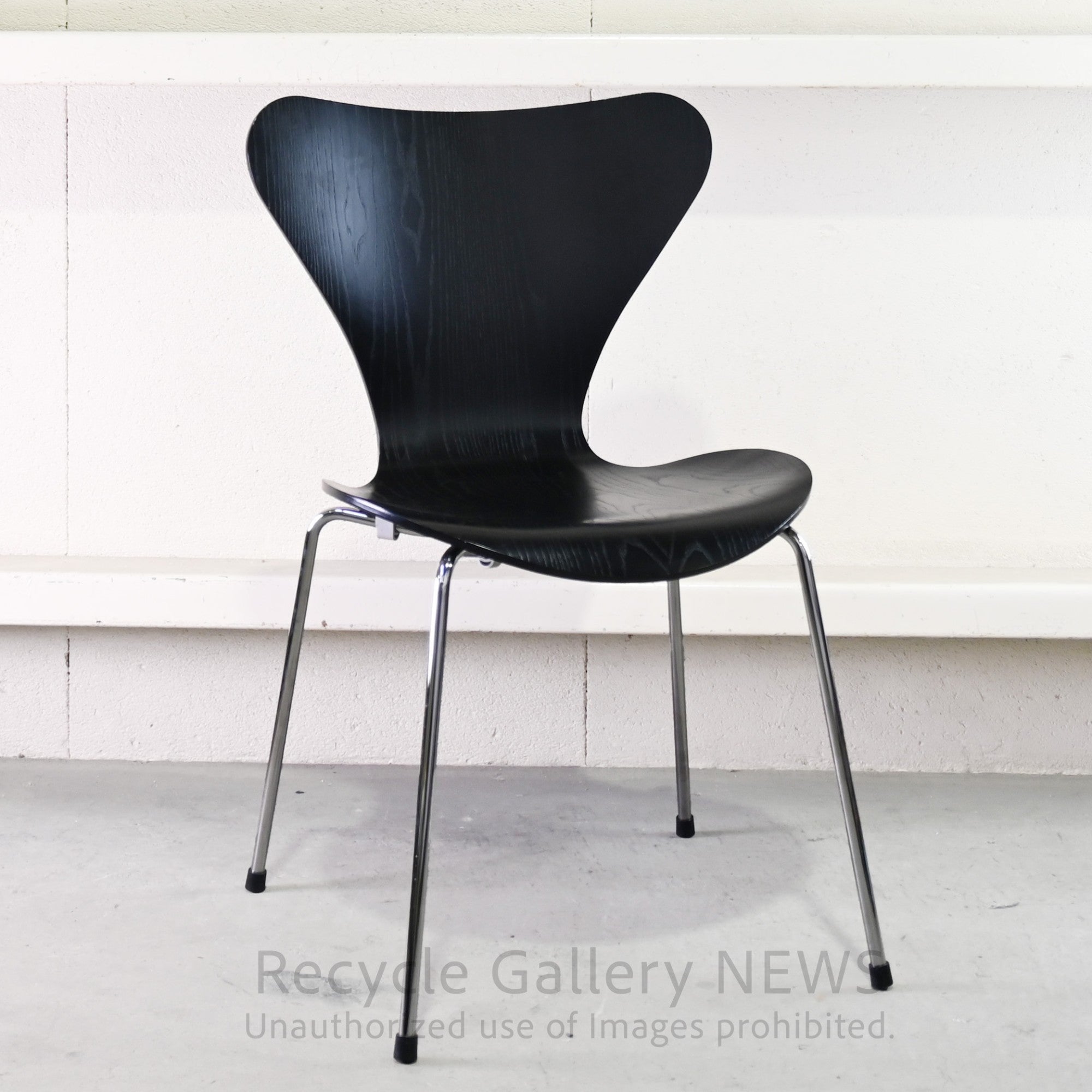 Fritz Hansen Series 7 Chair Black Nordic furniture / フリッツハンセン シリーズ セブンチェア 黒 デンマーク 北欧家具
