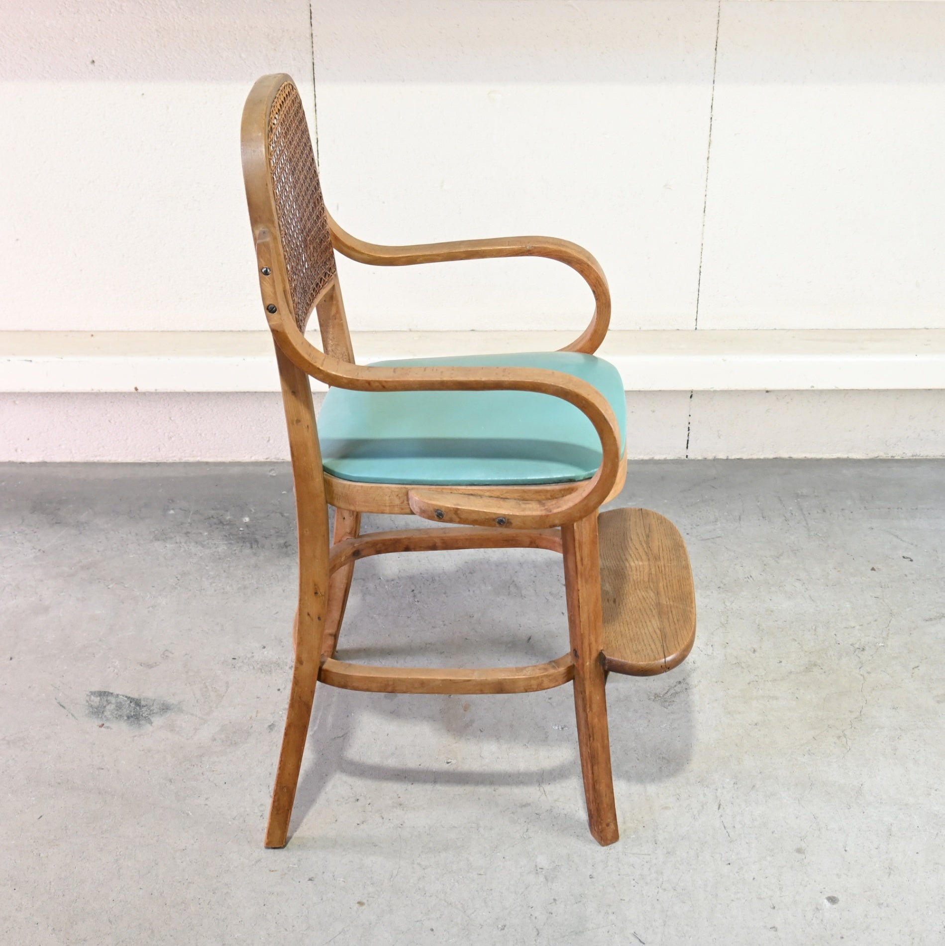 Akita Mokko Baby chair estimated 1940s Japanese vintage Akimoku / 秋田木工 ベビーチェア 推定1940年代 日本 ヴィンテージ
