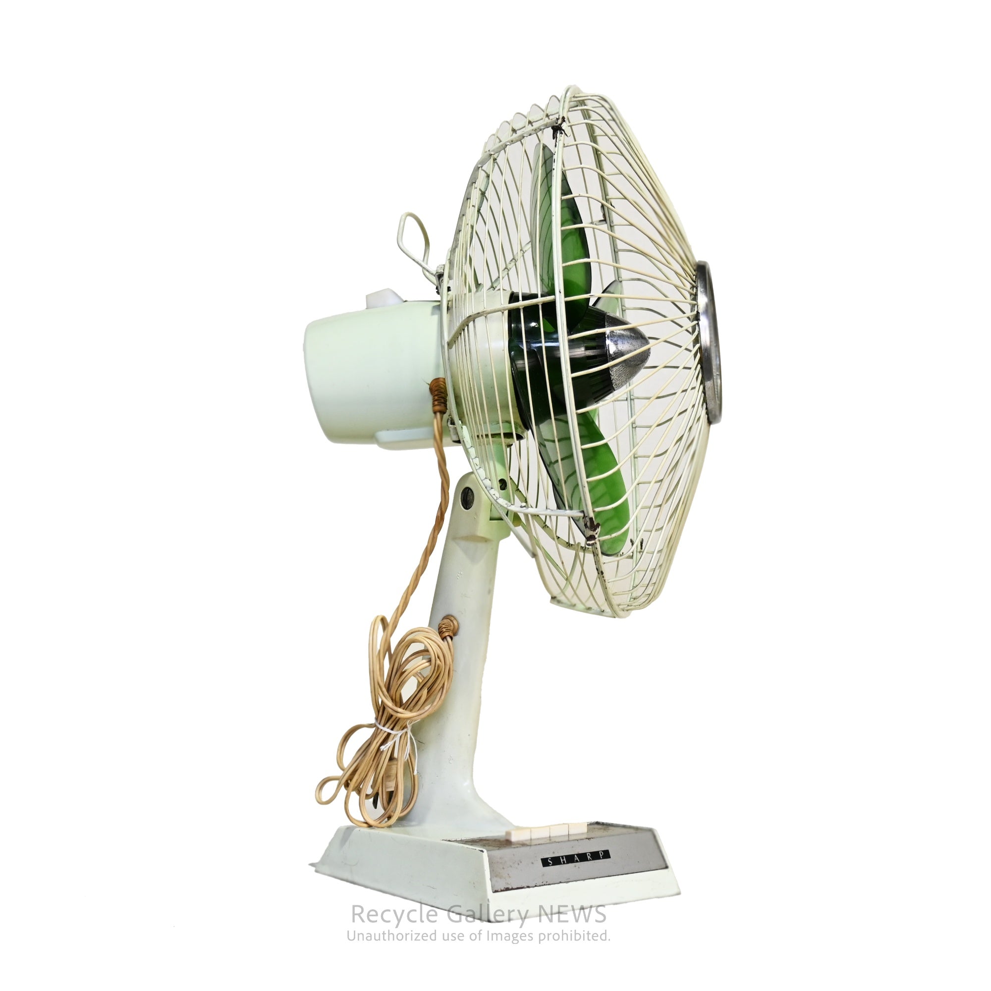 Junk objet SHARP 1960s Retro Fan Green Showa Era Japan / シャープ 1960年代 昭和レトロ扇風機 緑 日本 ※ジャンク品 インテリアオブジェ