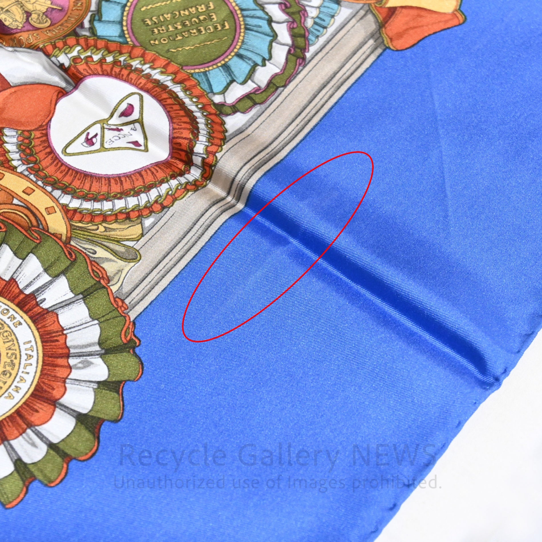 GUCCI Large Scarf Rosette Pattern Silk Medal Ribbon Blue Vintage Gucci / グッチ 大判スカーフ ロゼット柄 シルク 勲章 リボン 青 オールドグッチ