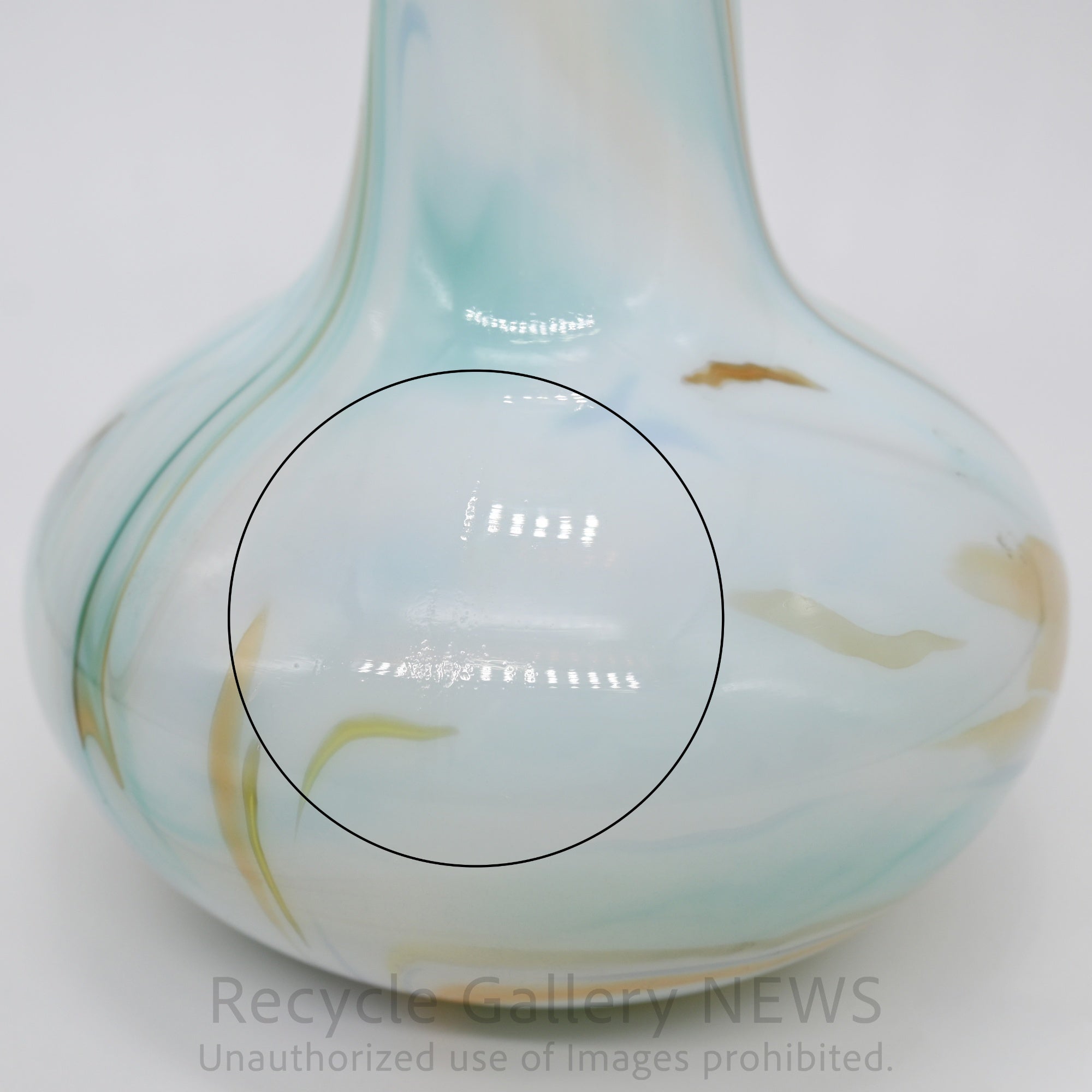 Milky Marble Glass Vase Retro Modern Art Glass / ミルキー マーブル ガラス フラワーベース 花瓶 乳白色 レトロモダン アートガラス