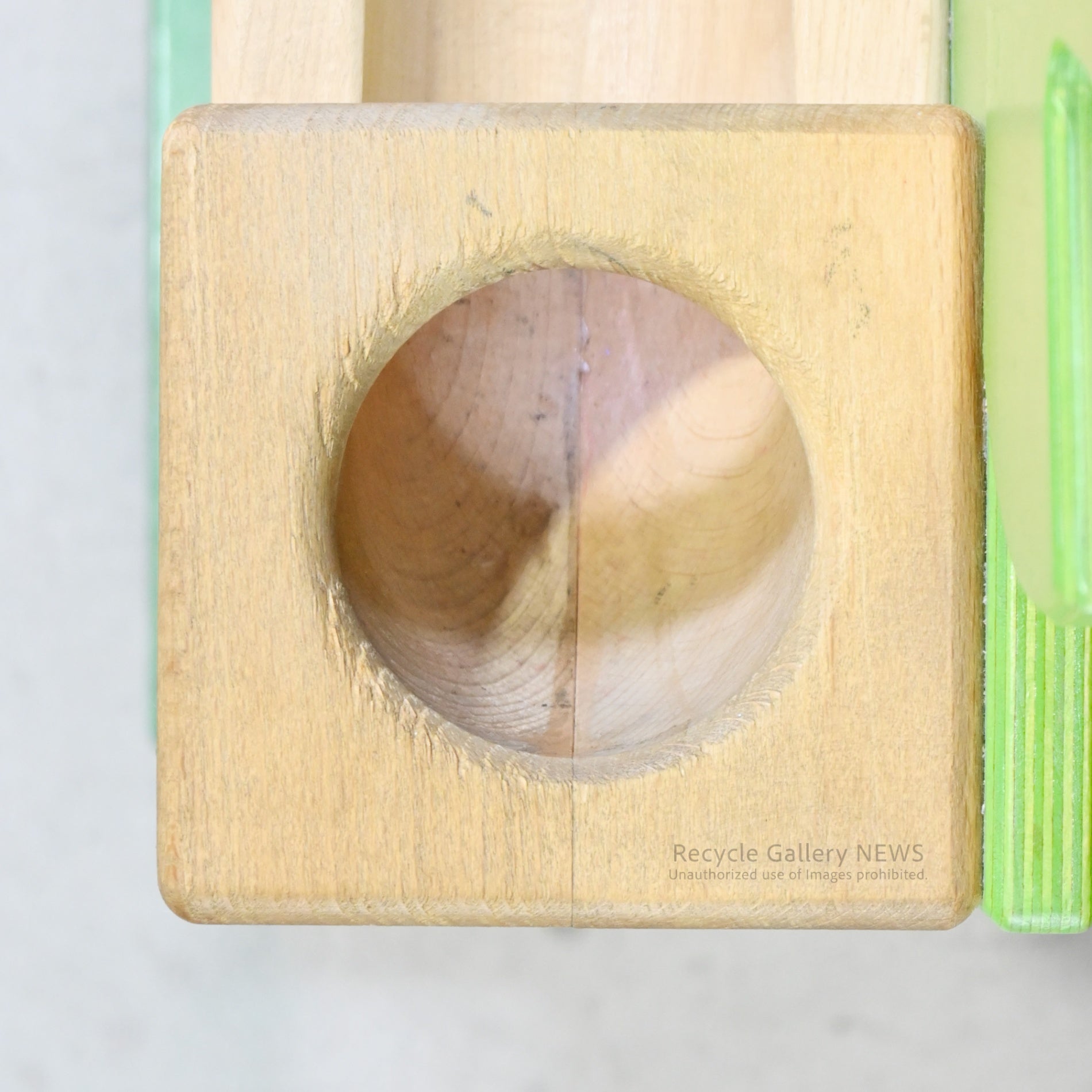 Bornelund Japanese Wooden Marble Run Educational Toy for All Ages / マーブルラン 木製 日本 知育玩具 オモチャ 全年齢