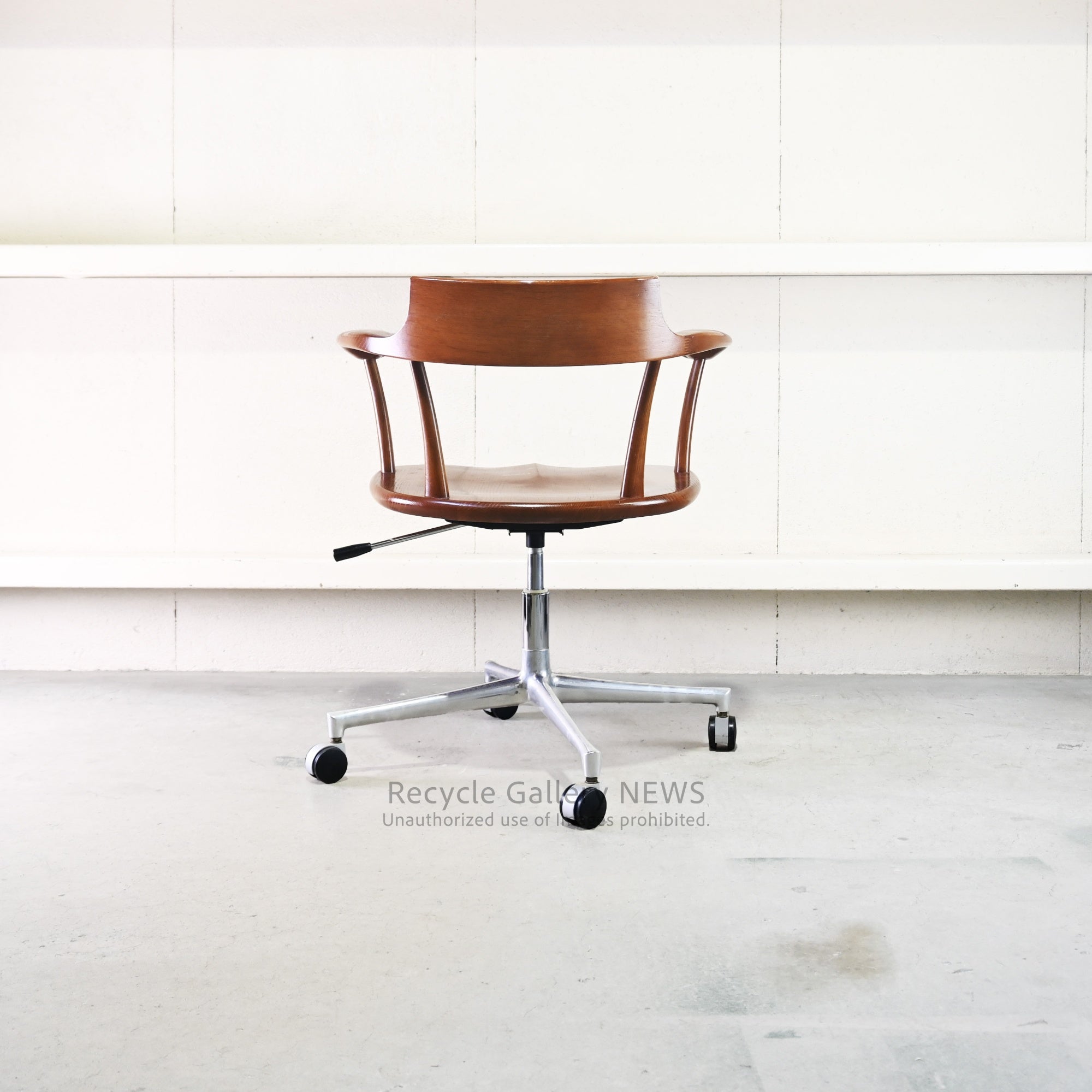 Hida Sangyo CRESCENT Desk Chair Solid Wood Bentwood Made in Japan / 飛騨産業 クレセントデスクチェア 日本 無垢材 曲木