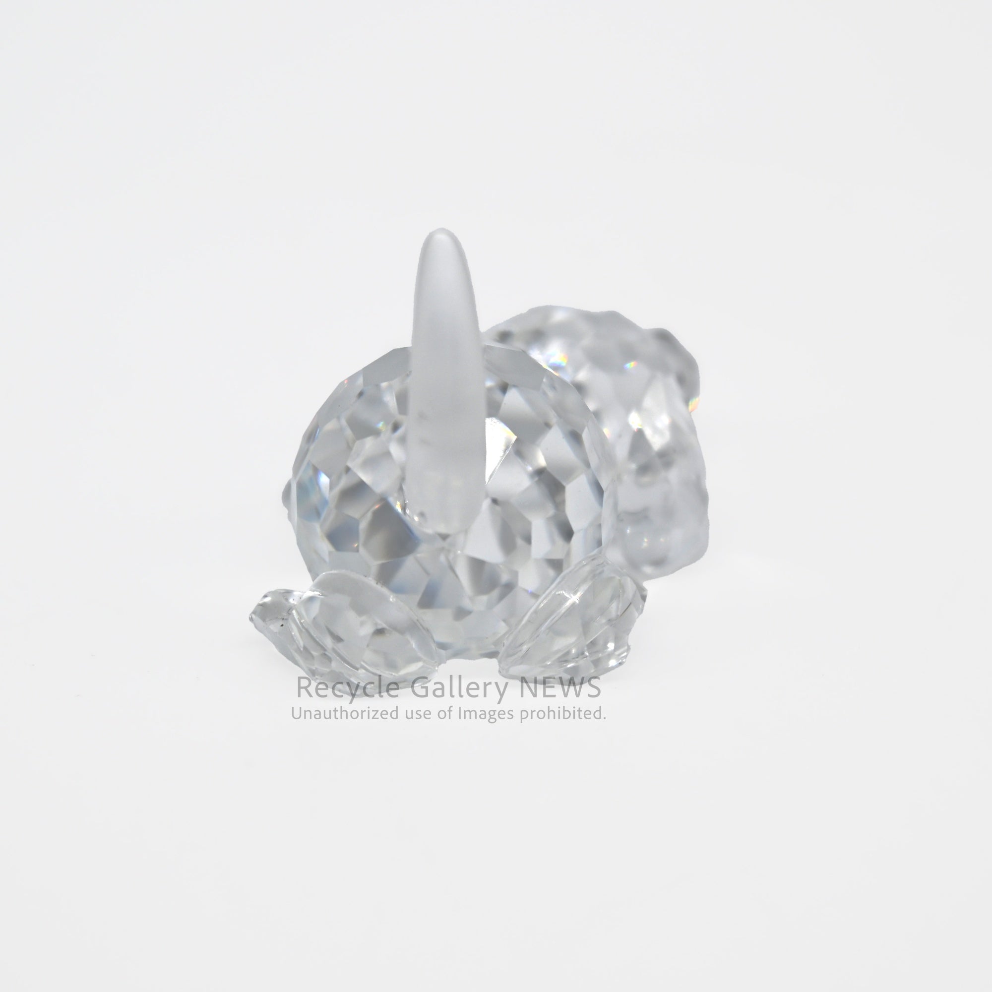 Retired Swarovski Crystal "Lying Beagle" Figurine Austrian Animal Motif / スワロフスキー 伏せビーグル 廃盤品 オーストリア クリスタルガラス 動物モチーフ