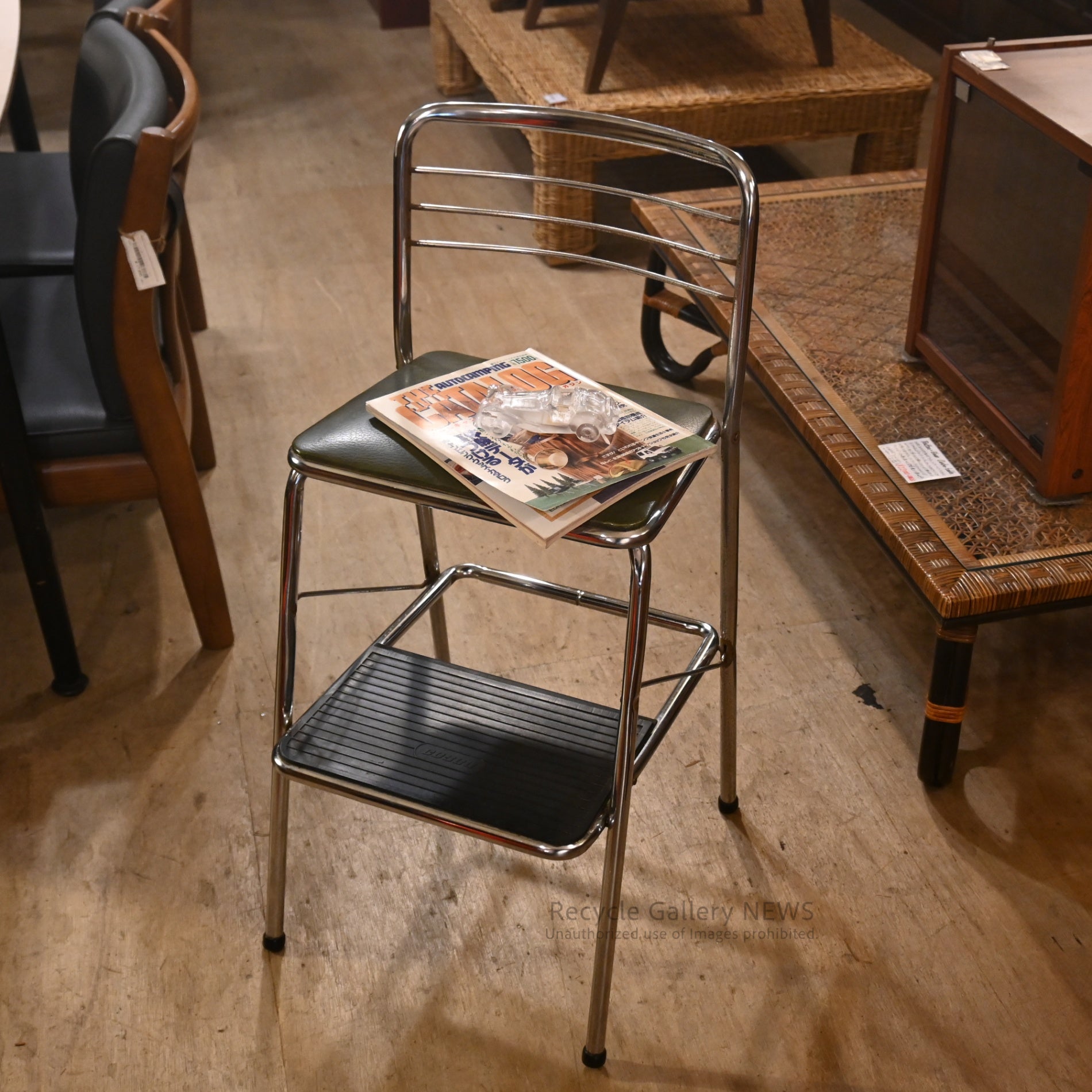 r*e様 COSCO社　USA ヴィンテージ　ステップアップチェア　アンティーク COSCO USA Vintage Step Stool Industrial / コスコ アメリカ