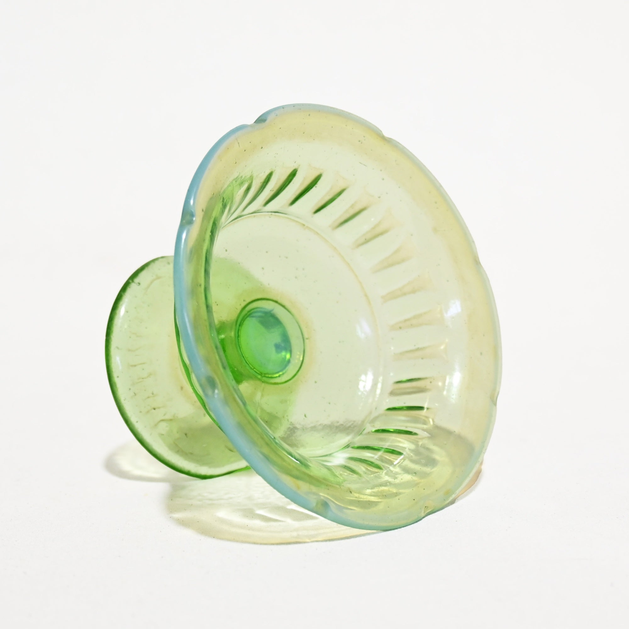 Vintage Press Glass Japanese Glass Ice Cup Melon Soda Color Retro / ヴィンテージ プレスガラス 和ガラス 氷コップ メロンソーダ色 レトロ