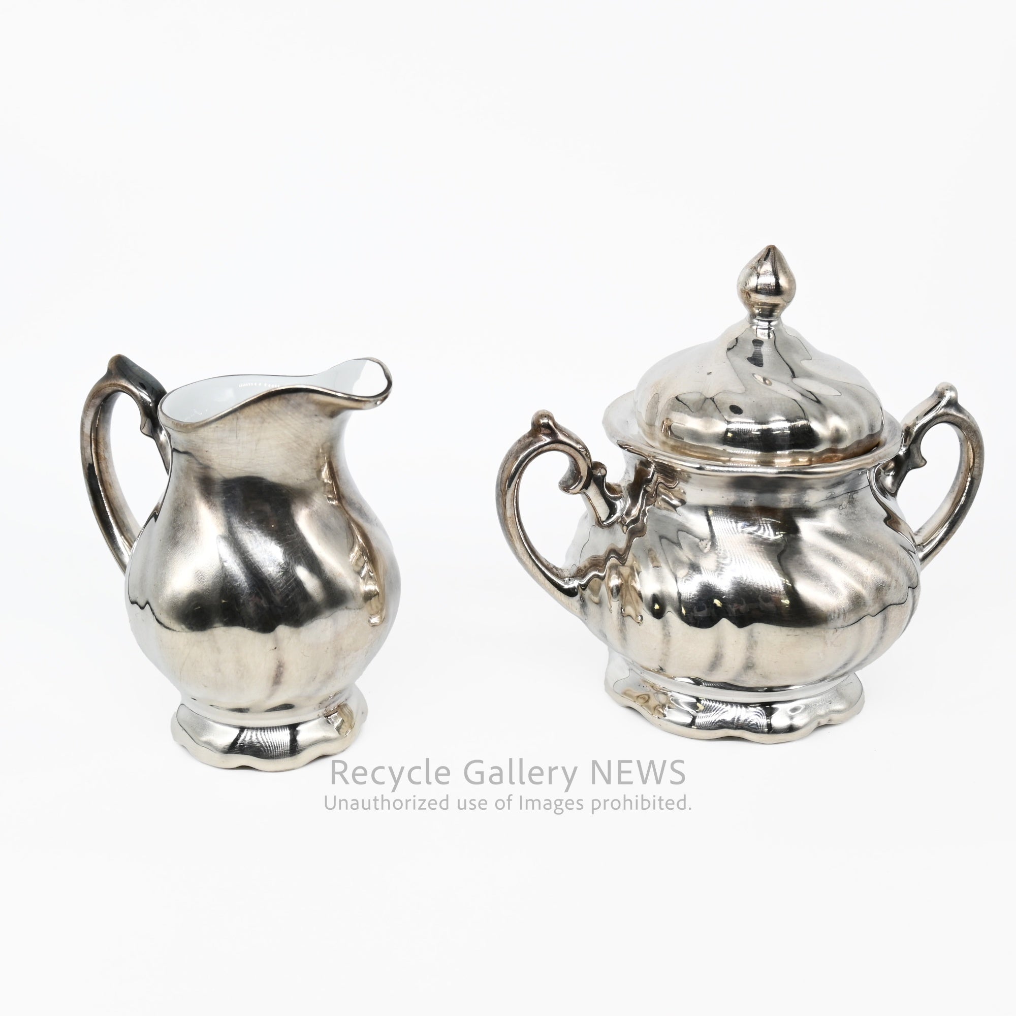 SILVER COATED PORCELAIN TEA POT  Antique German Silver Plated 3-Piece wmf / シルバープレートドイツアンティーク 三点セット ドイツ WMF社  銀メッキ