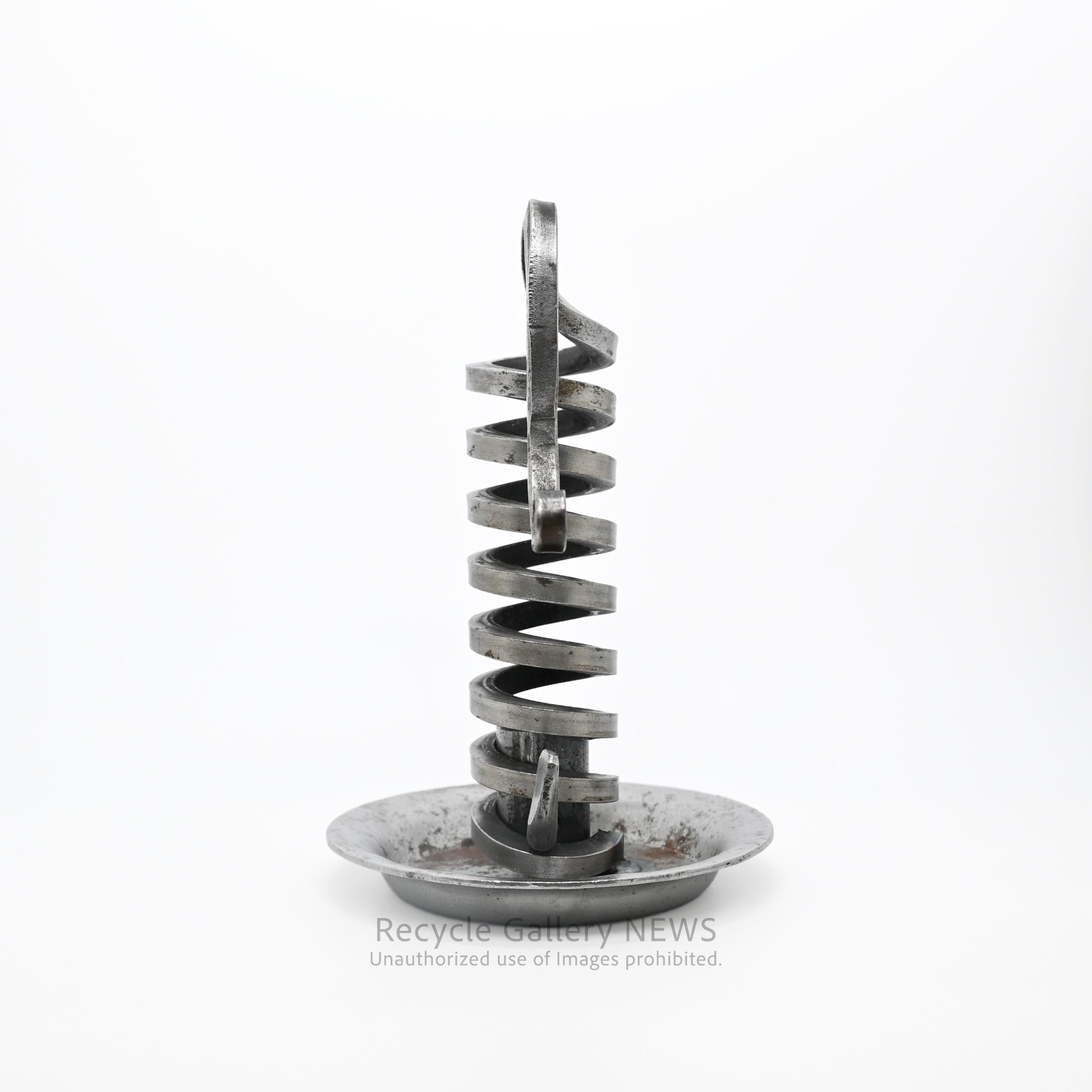 Vintage Iron Spring Candle Stand / 鉄製 スプリング 回転式キャンドルスタンド 蝋燭立て ヨーロッパヴィンテージ