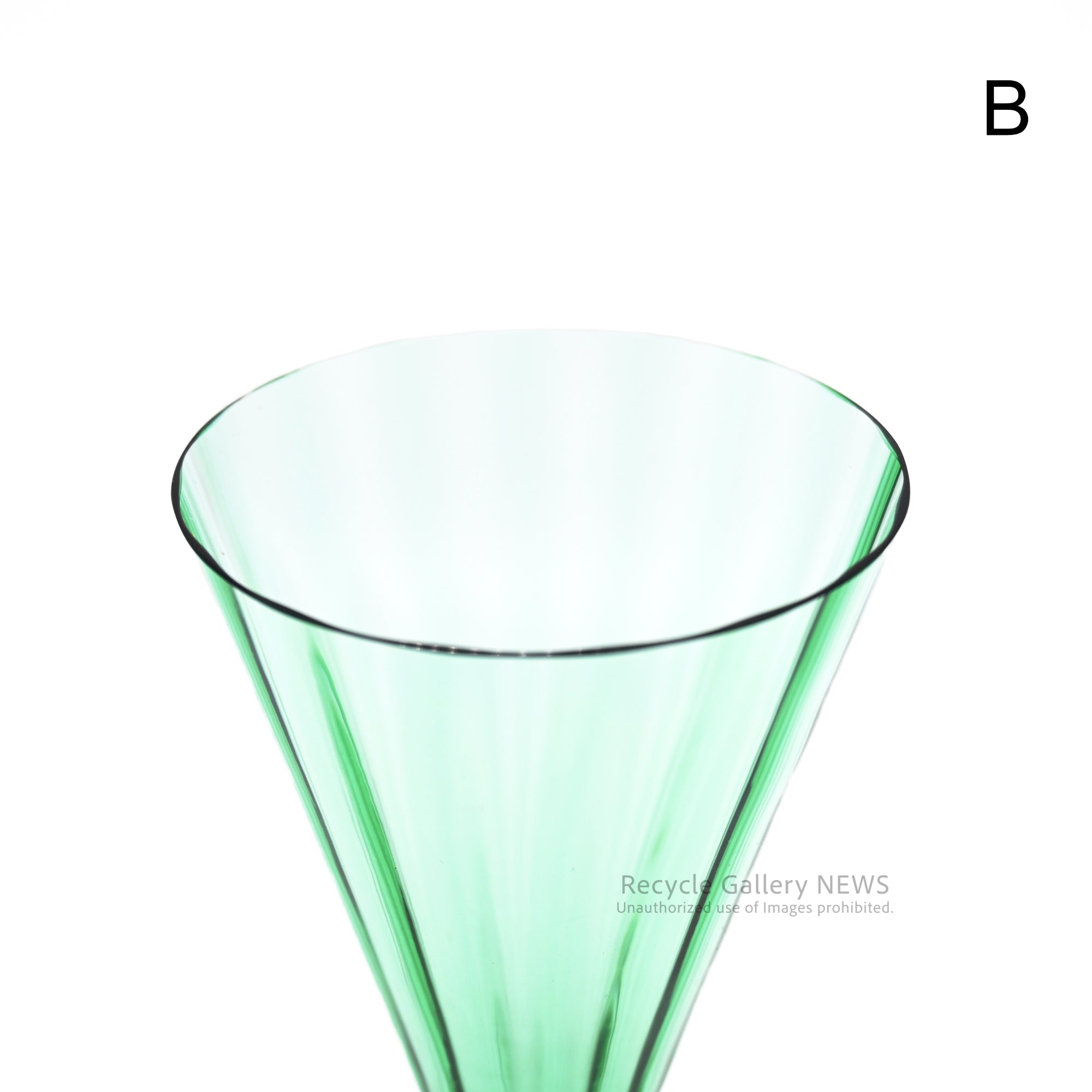 Cenedese & Albarelli Murano glass Light green 2-Size Venetian glass Italian vintage / チェネデーゼ＆アルバレッリ ムラーノガラス 薄緑グラス ヴェネチアングラス イタリアンヴィンテージ