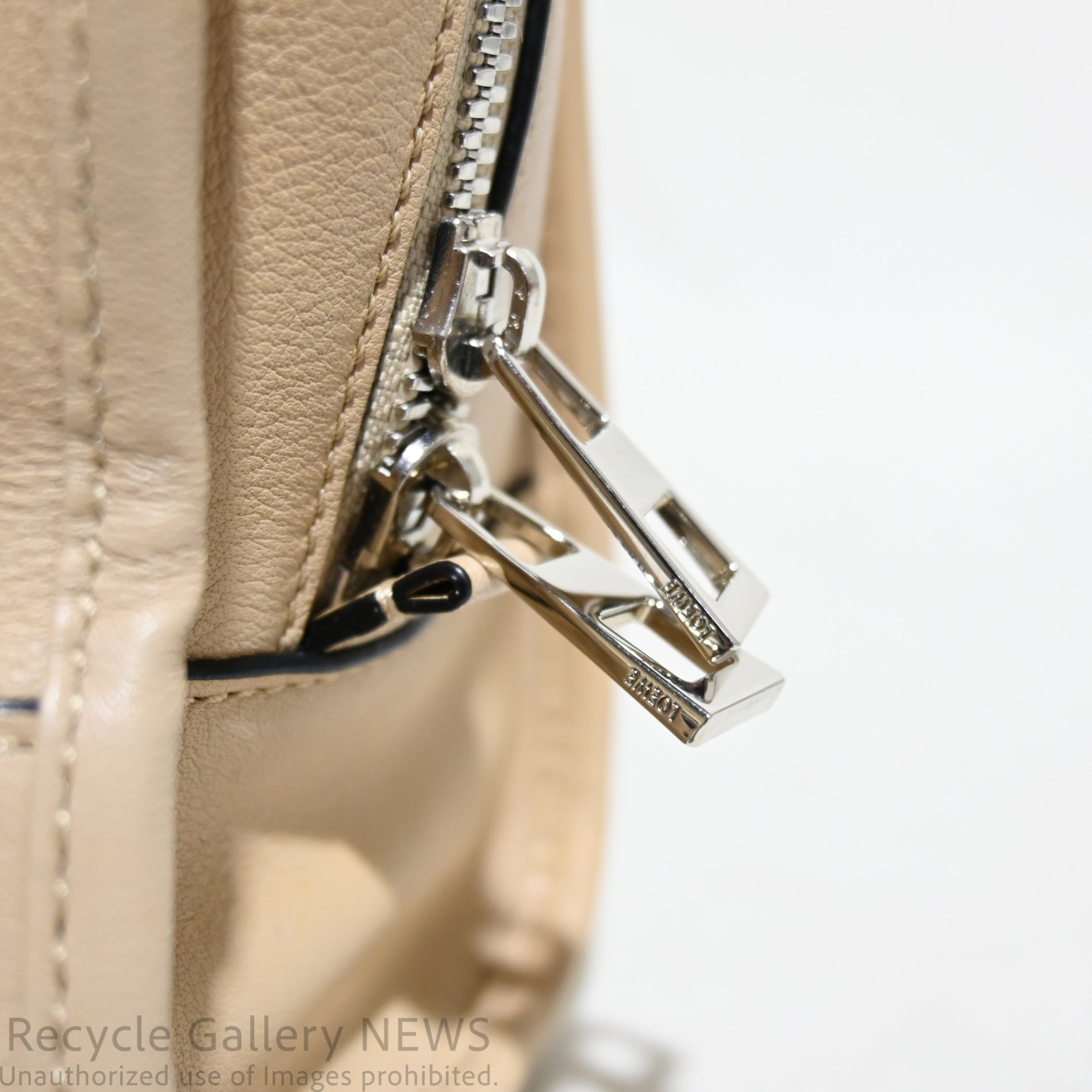 Loewe Amazona 2-Way Handbag Greige / ロエベ アマソナ 2WAYハンドバッグ グレージュ