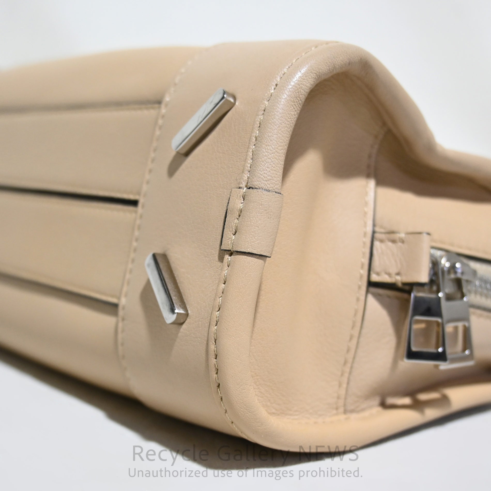 Loewe Amazona 2-Way Handbag Greige / ロエベ アマソナ 2WAYハンドバッグ グレージュ
