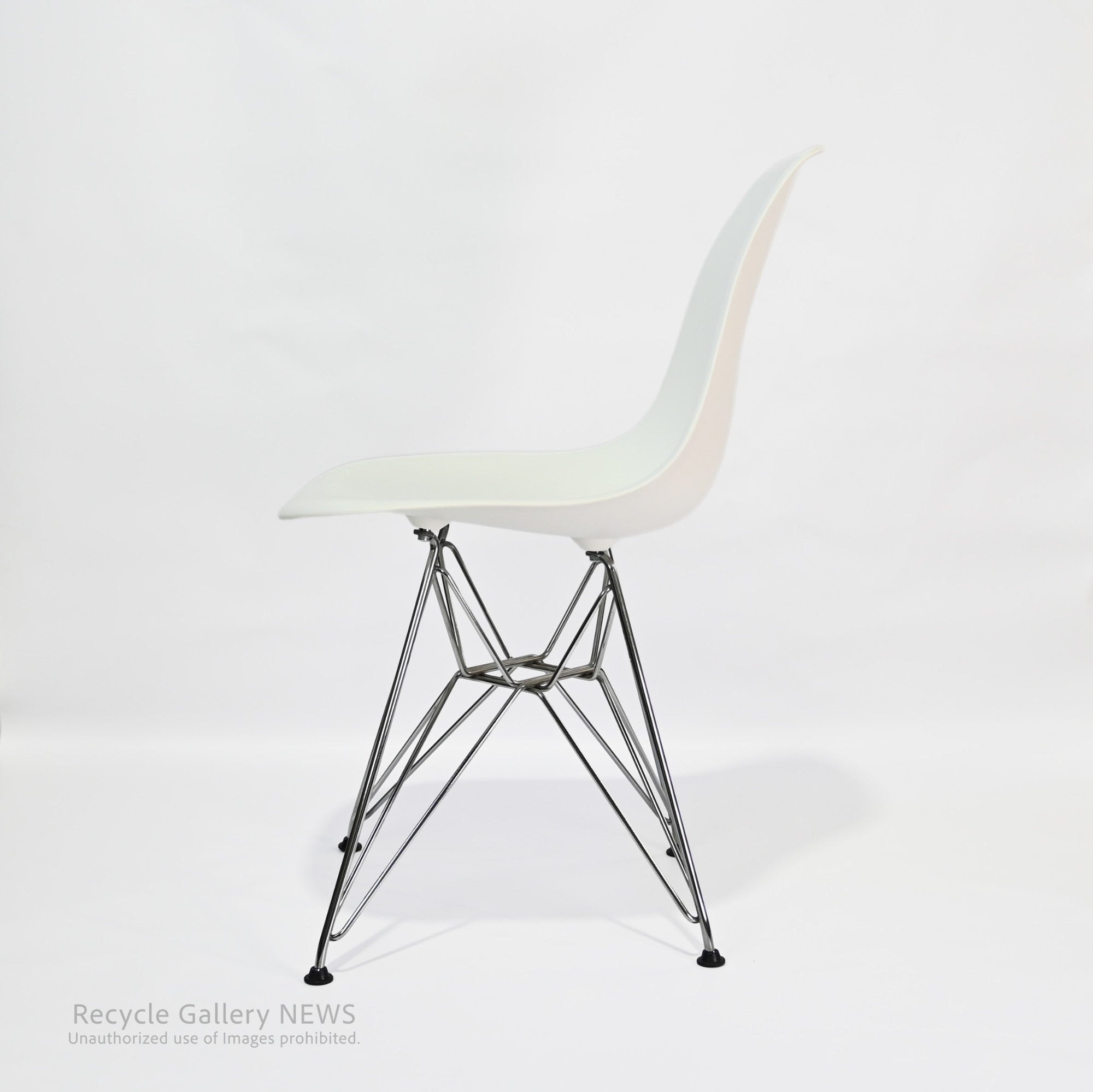 Herman Miller Eames DSR Side Chair with Wire Base American Mid Century Modern Designer Furniture Polypropylene / イームズシェルサイドチェアDSR ワイヤーベース デザイナーズ アメリカ ミッドセンチュリー ポリプロピレン