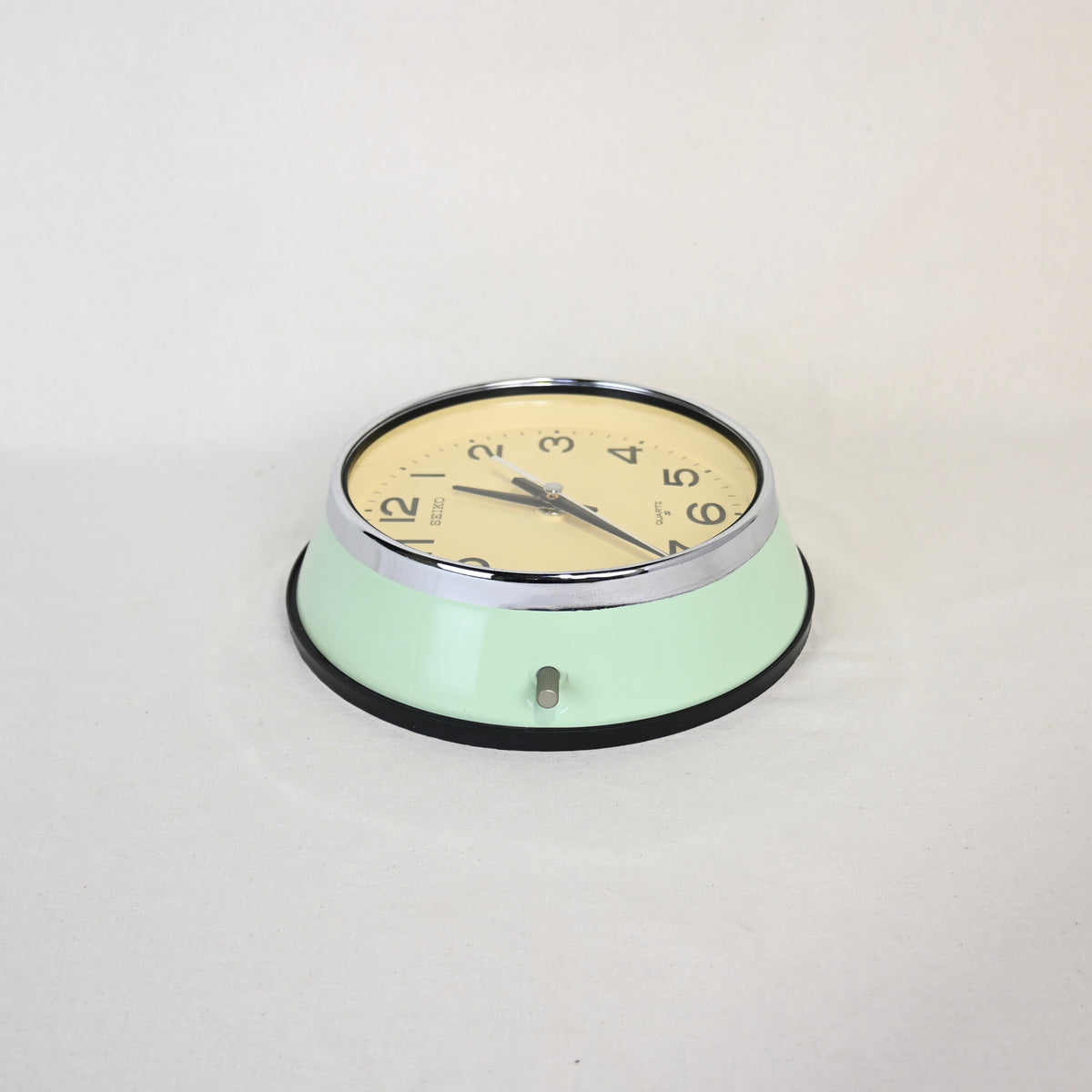 SEIKO Wall clock Bus clock KS474M Light green Retro modern 