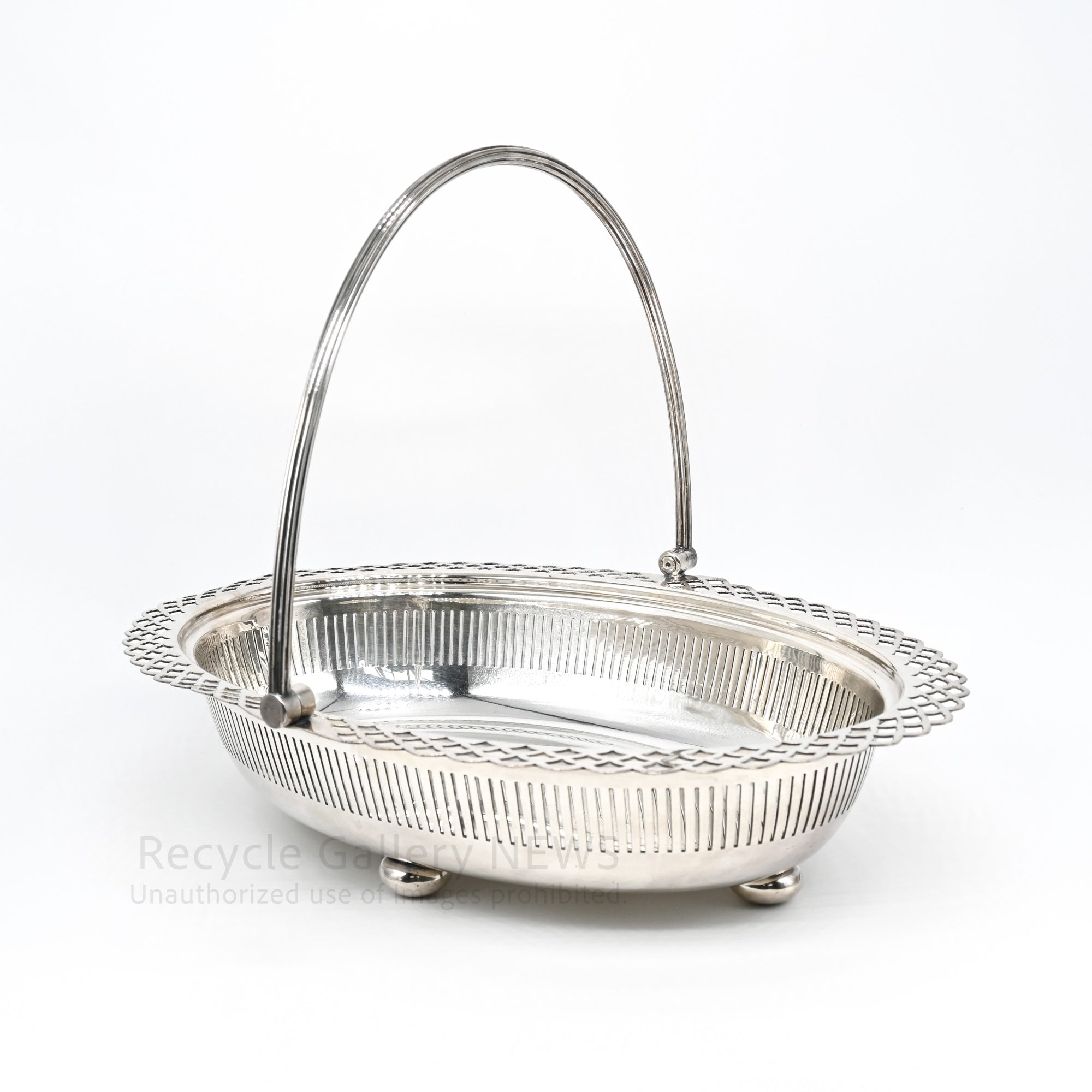 Harrods English Silver Plated Oval Serving Basket / ハロッズ アンティーク 銀メッキ オードブルバスケット 英国雑貨 サービングトレイ 菓子入れ シルバー