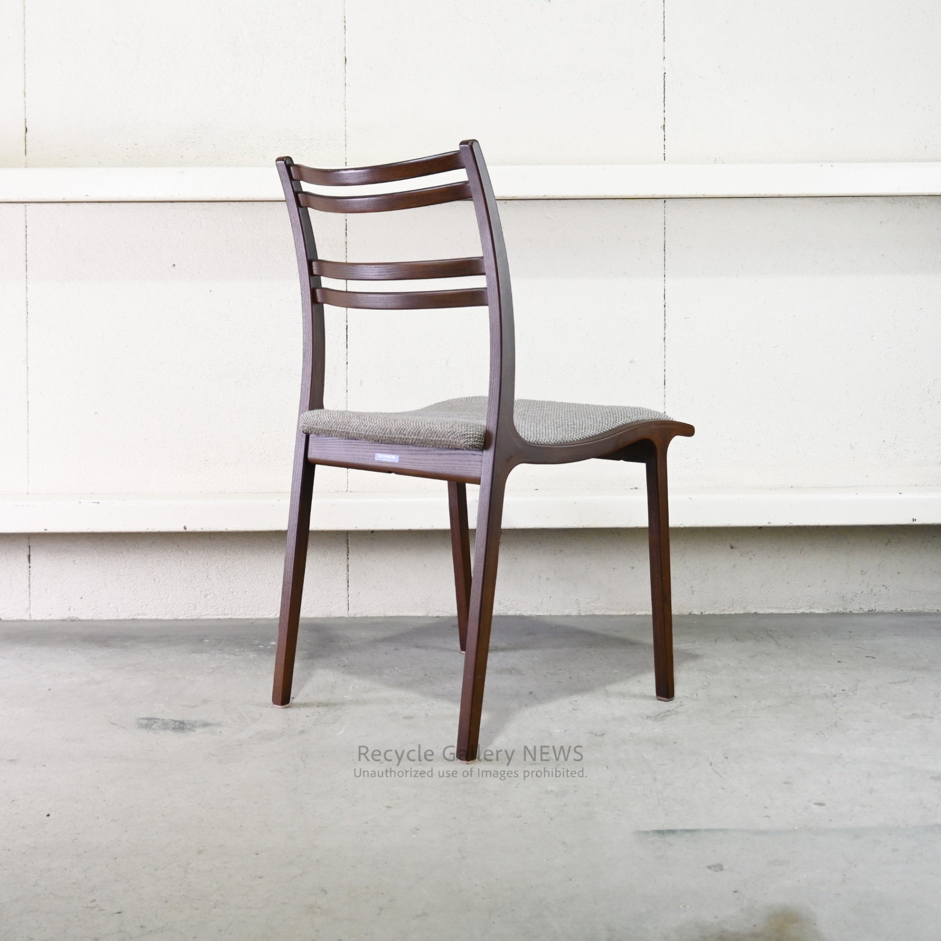 Fuji Furniture Wooden Armless Chair "Calm" Japan Scandinavian Style / 冨士ファニチア アームレスチェア カーム 日本 北欧 木製