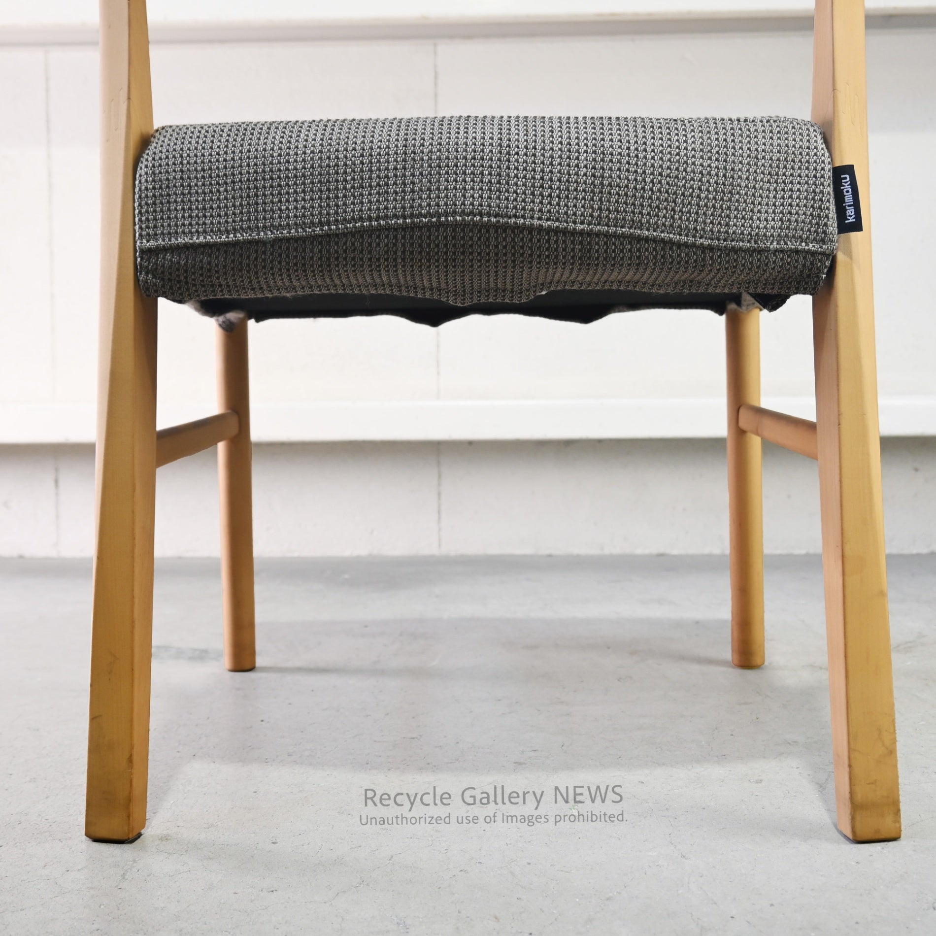 Karimoku Wooden Chair Japanese Scandinavian Inspired Natural Design / カリモク 椅子 木製 日本 北欧テイスト ナチュラルデザイン