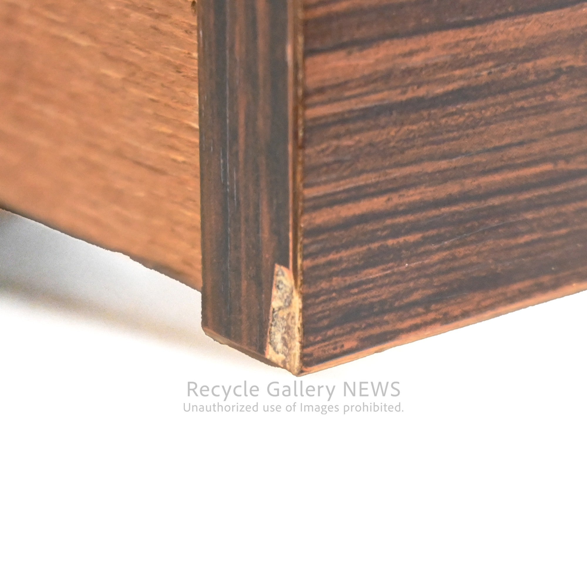Rosewood-print Veneer small drawer unit with 3 drawers Showa retro style / ローズウッドプリント 突板小引き出し 引出3杯 昭和レトロ