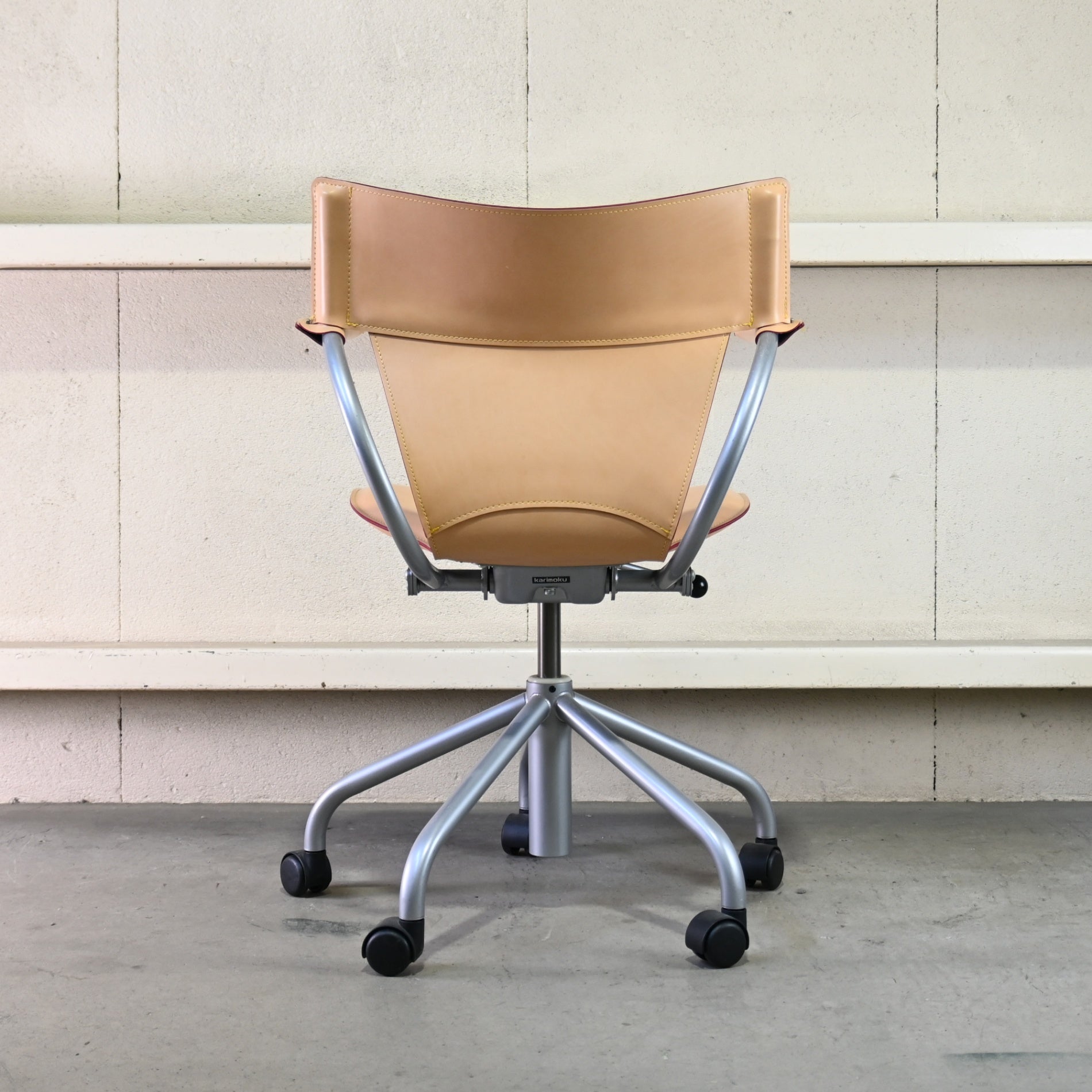 Karimoku XT4300AJ Office chair Desk chair Genuine tanned leather Japan / カリモク家具 本革 ヌメ革 デスクチェア 事務椅子