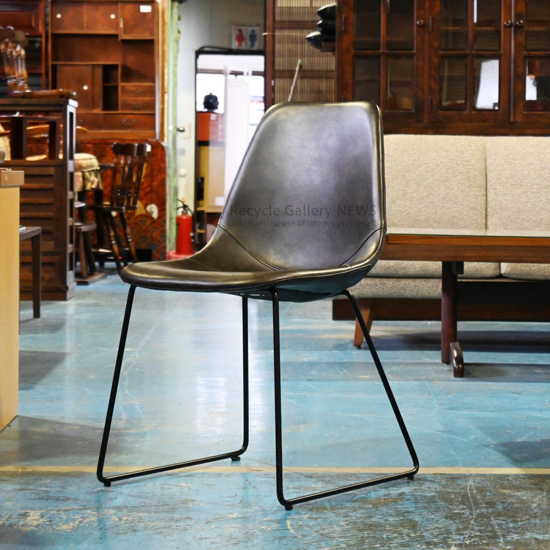 a.depeche PUNISH chair PU Black Kyoto Japan / アデペシュ パニッシュチェア ポリウレタン ブラック 京都 日本