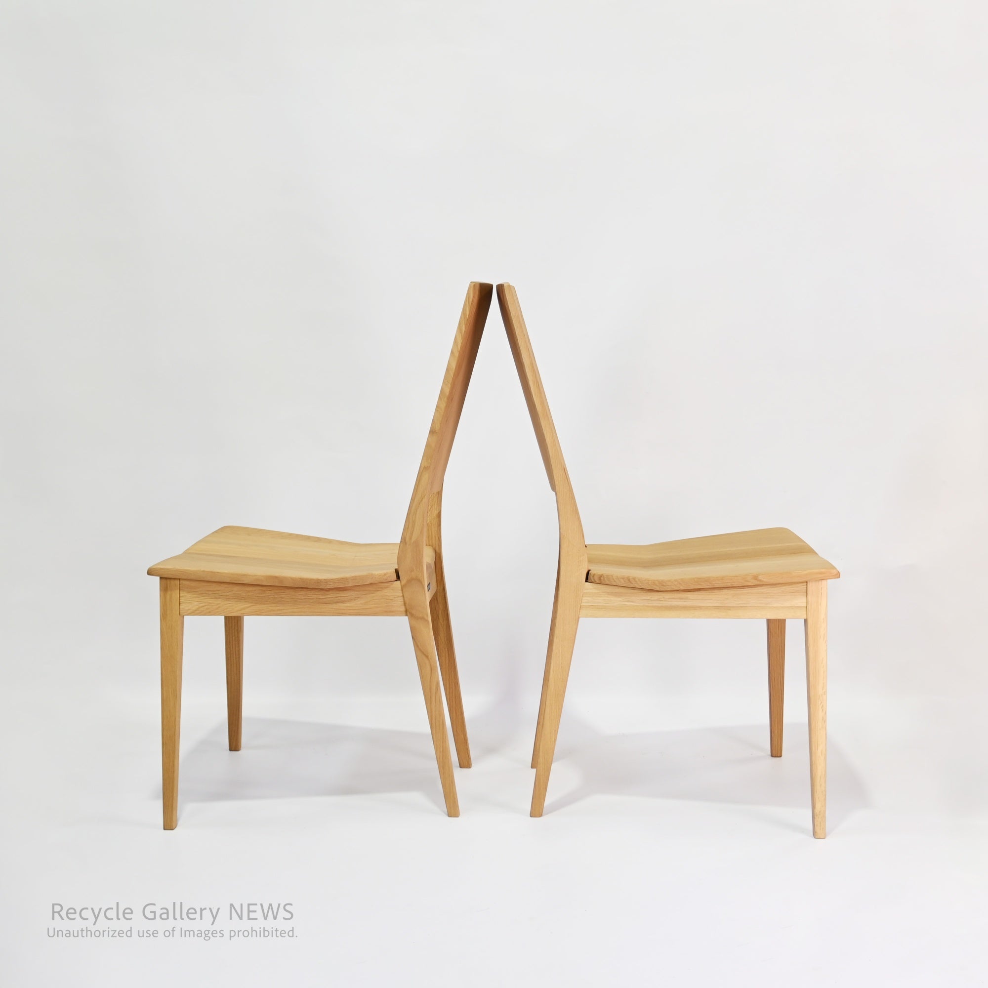 Karimoku New Standard 2-Seater Solid Wood Dining Table Minimalist Scandinavian Inspired Japan /　 カリモク 2Pダイニングセット 日本 ニュースタンダード 無垢材 北欧テイスト ミニマル