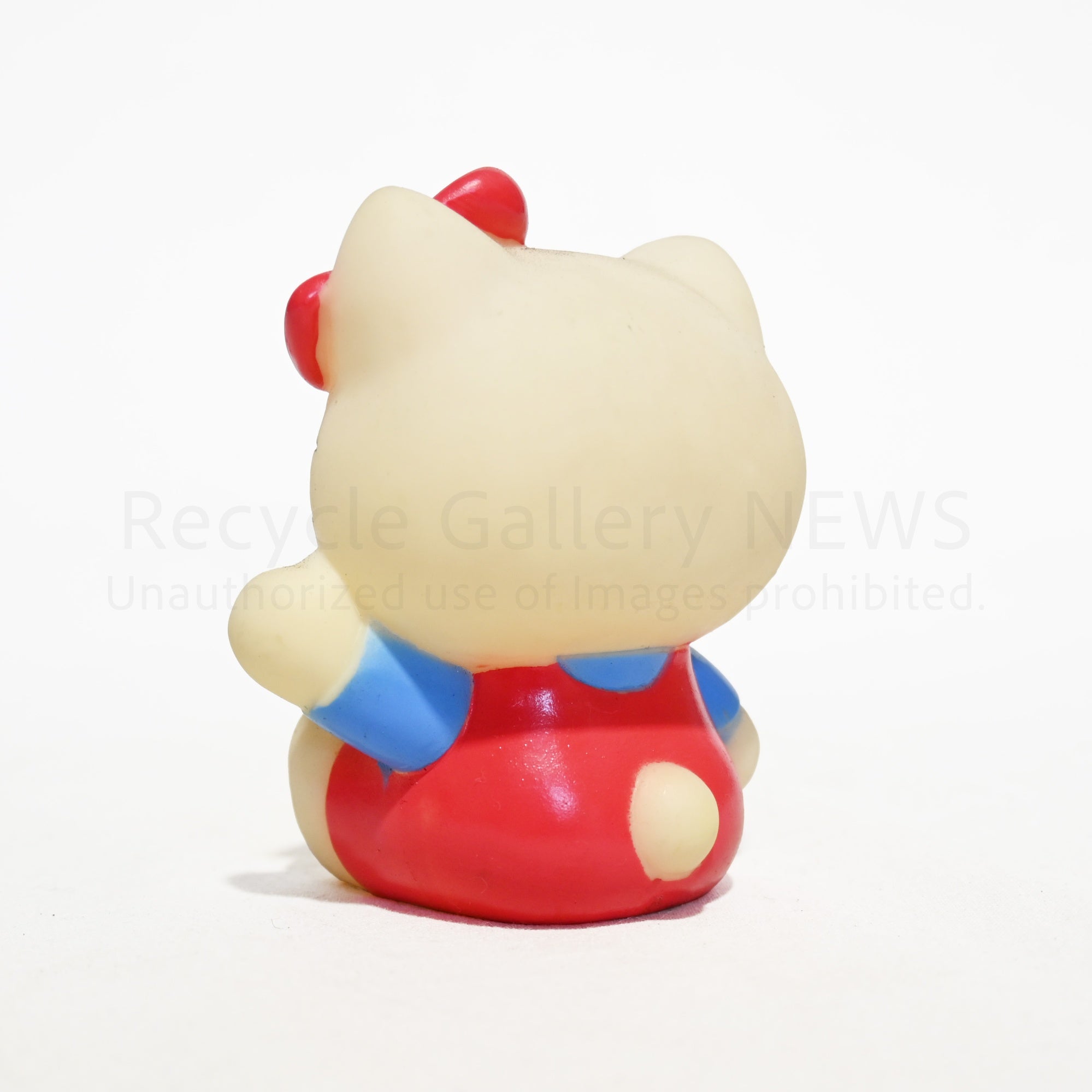 Hello Kitty Soft Vinyl Mascot 1993 Vintage Rare / ハローキティ ソフビ マスコット 1993年 ヴィンテージ レア 汚れあり
