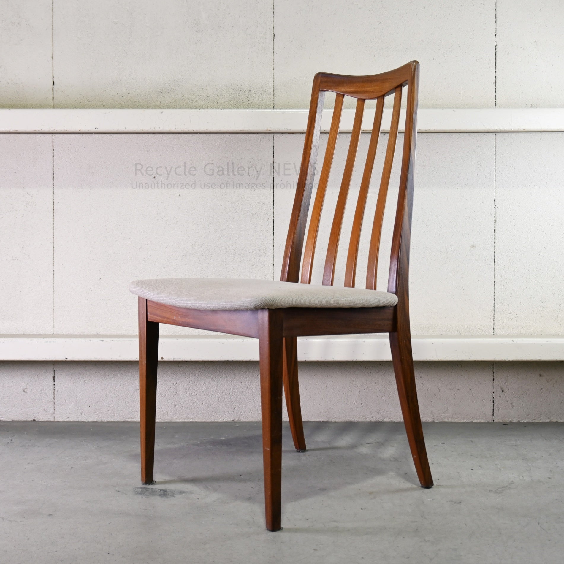 D I N I N G C H A I R – Recycle Gallery NEWS 烏山