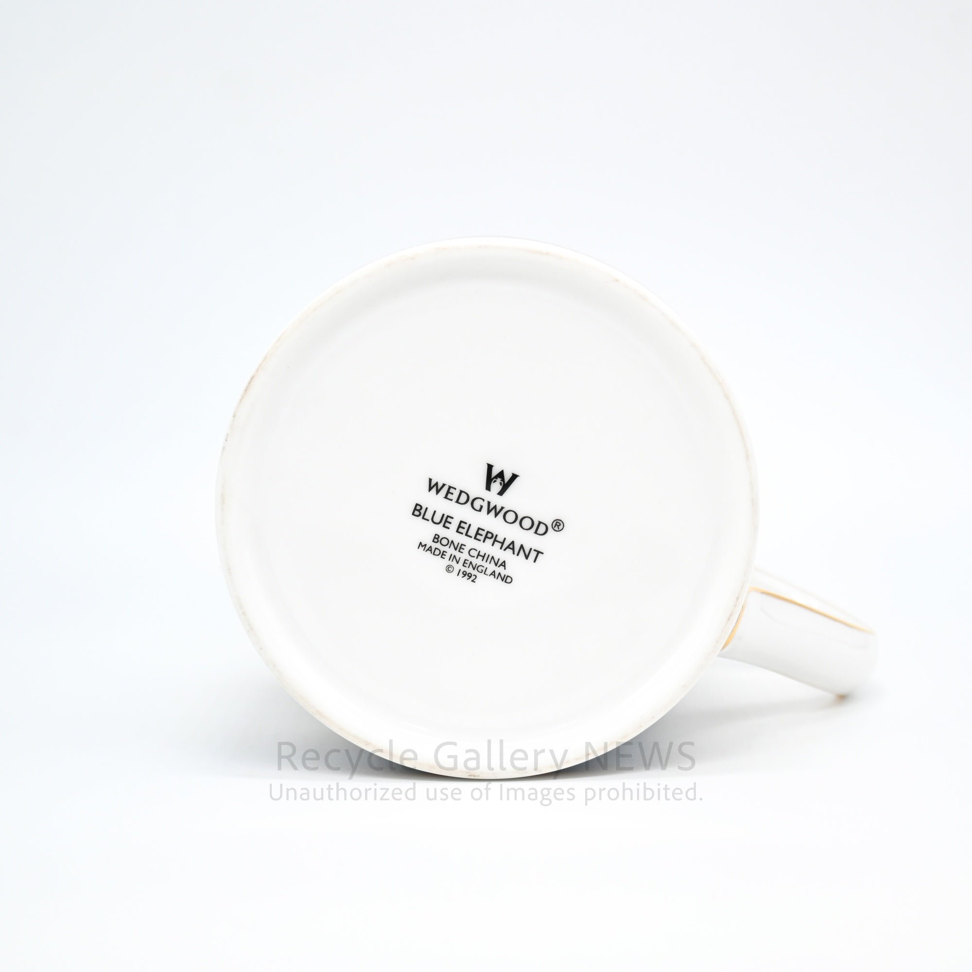 WEDGWOOD "BLUE ELEPHANT" Mug Cup Oriental Design Bone China Collectible Piece / ウェッジウッド ブルーエレファント マグカップ 廃盤品 象モチーフ ボーンチャイナ オリエンタルデザイン