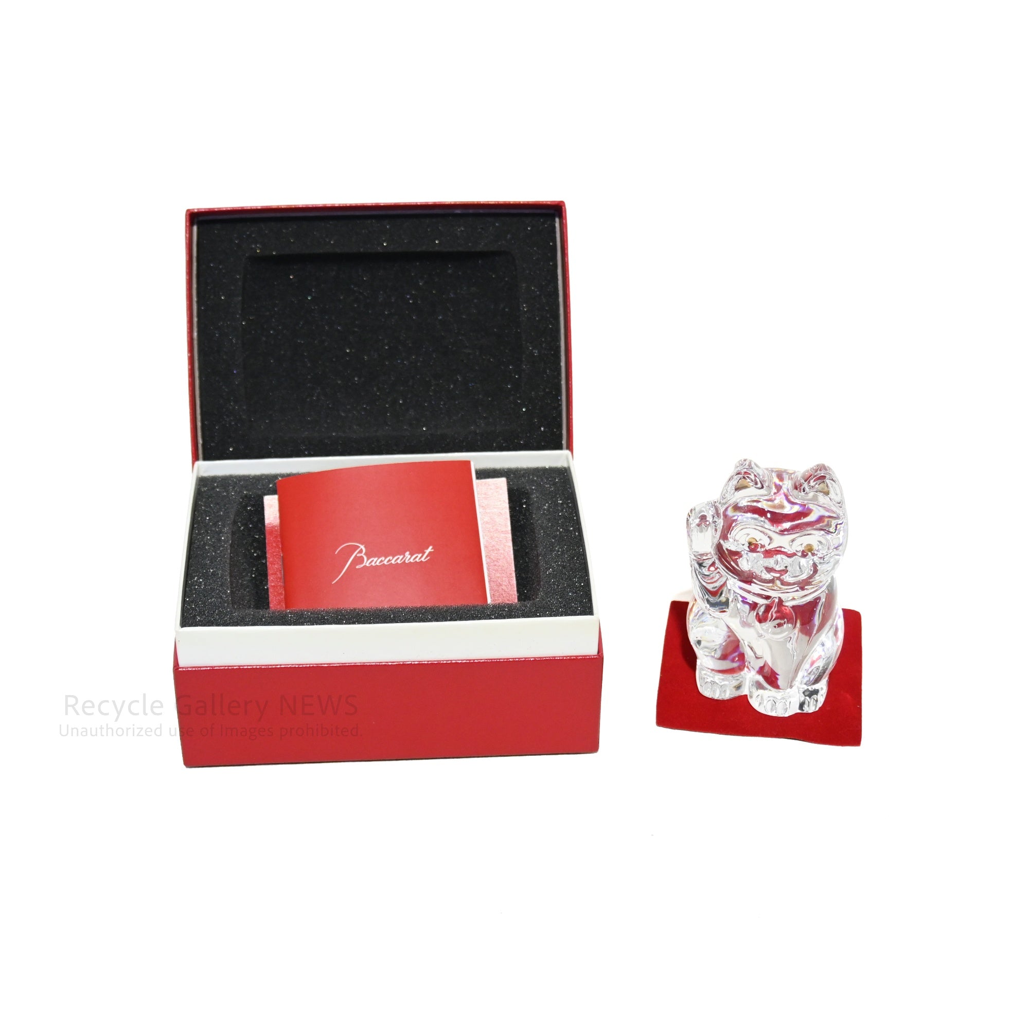 Baccarat Maneki-Neko Lucky Cat Fortune Cat Clear Crystal Glass