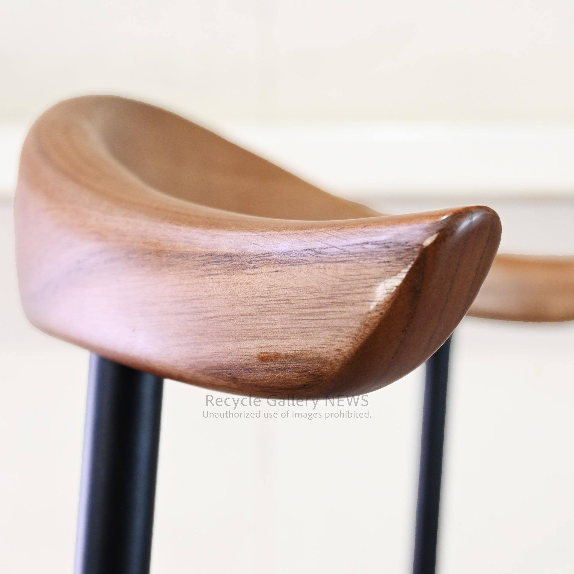 Seki Furniture Atom Chair Glay-White Wooden  Steel  Industrial  Vintage  Cafe style / 関家具 アトムチェア 座面グレーホワイト 木材 スチール インダストリアル ヴィンテージ カフェスタイル