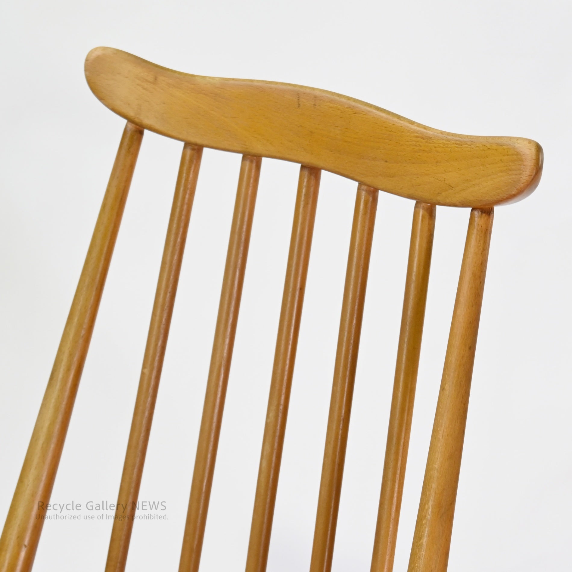 Ercol Ercol Goldsmith Chair British Elm Wood Traditional Craftsmanship Matches Scandinavian Design / アーコール ゴールドスミスチェア イギリス ニレ材  職人技 北欧モダン
