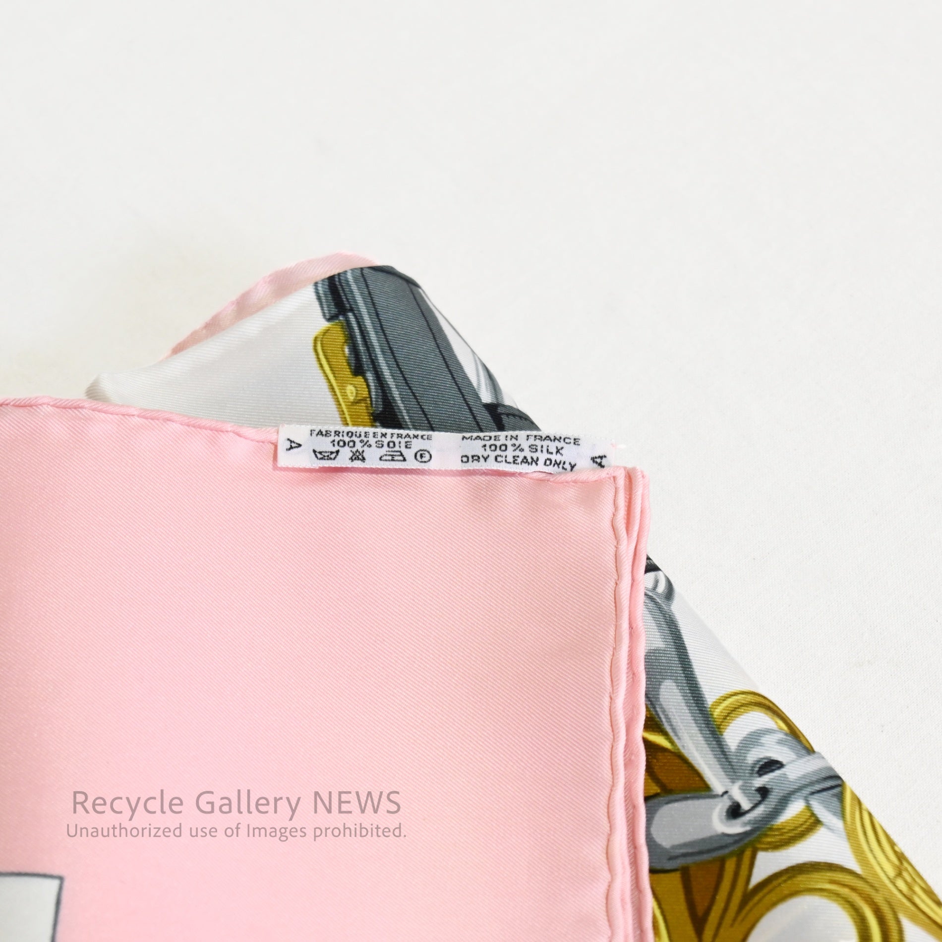 HERMES Carre 90 Bride de Gala Pink Unused Vintage France / エルメス カレ90 ブリッド ドゥ ガラ ピンク 未使用・新古品  ヴィンテージ フランス