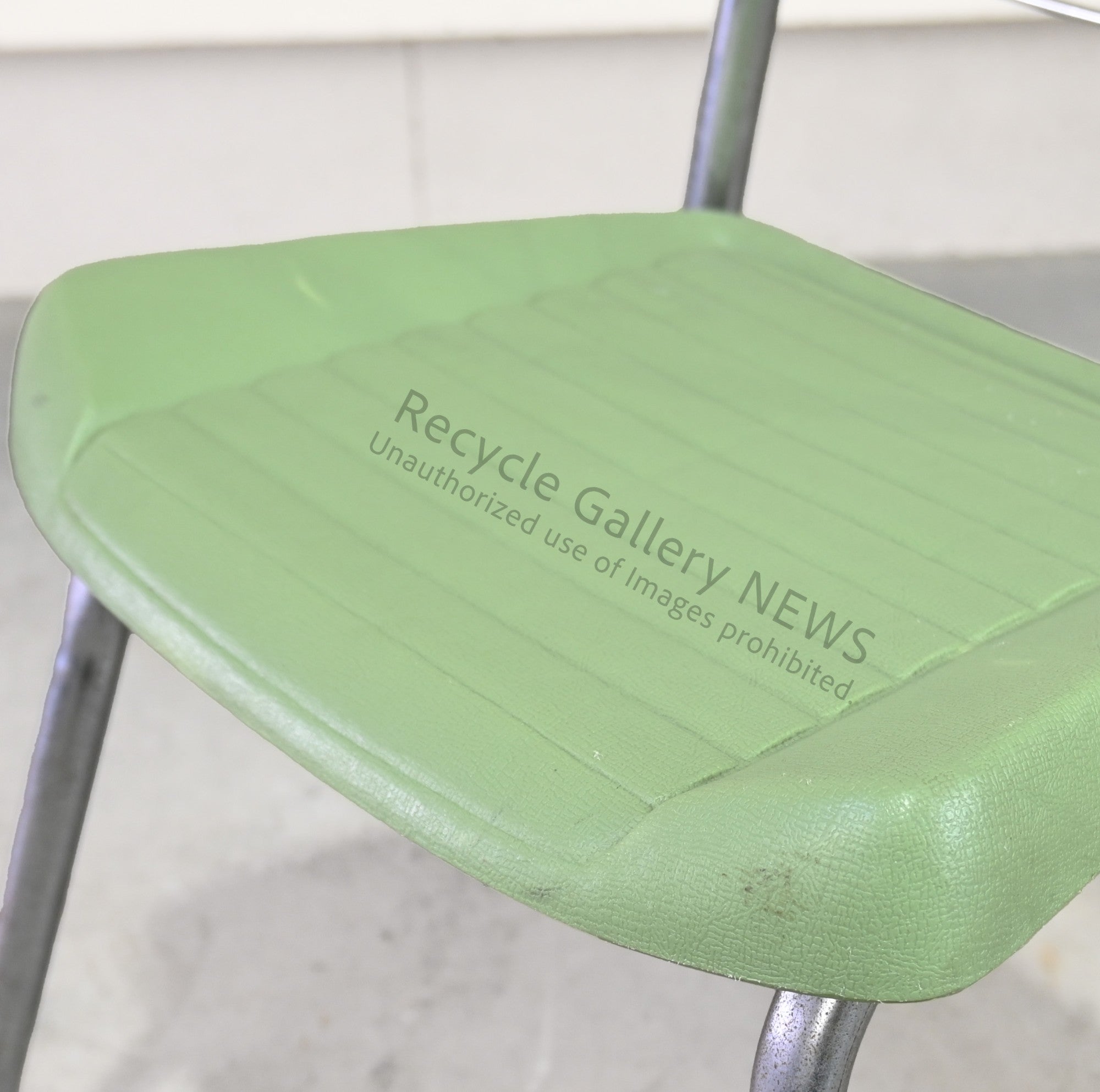 Vintage chair Green Industrial Retro Classic / 椅子 ヴィンテージチェア インダストリアル レトロ 緑 クラシック グリーン