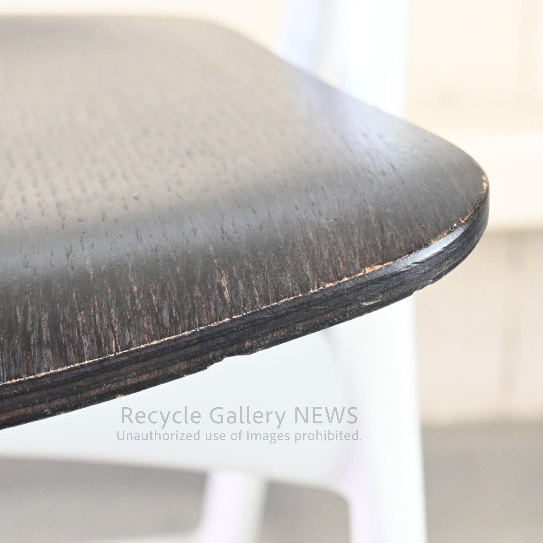 Discontinued Plywood Seat  kartell Dolly chair by Antonio Citterio Italy Milan /  カルテル  ドリー チェア イタリアミラノ アントニオ・チッテリオ プライウッド座面 廃盤品
