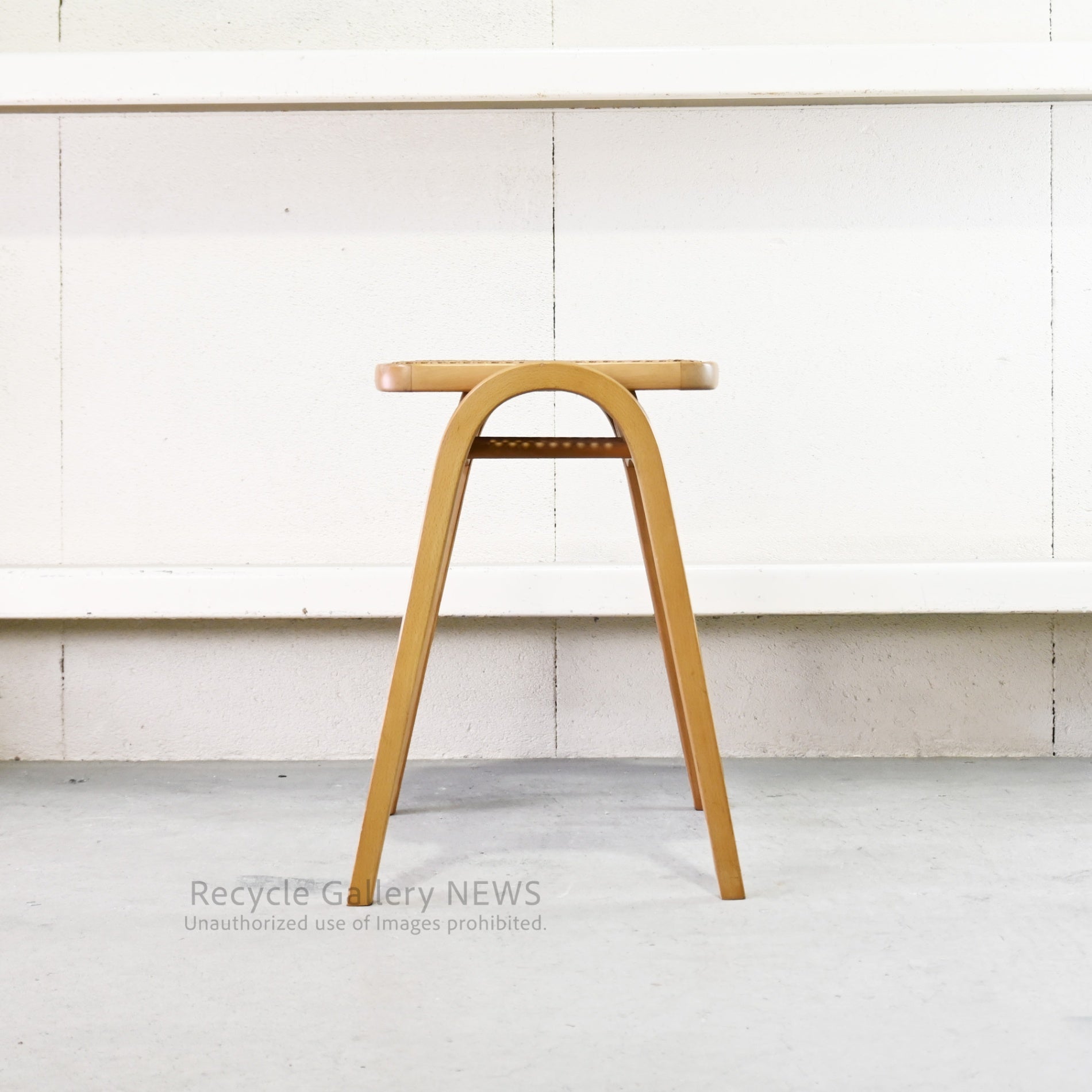 Akita Woodworking Stool Rattan Seat Natural Vintage Japan / 秋田木工 スツール ラタンシート ナチュラル ヴィンテージ 日本