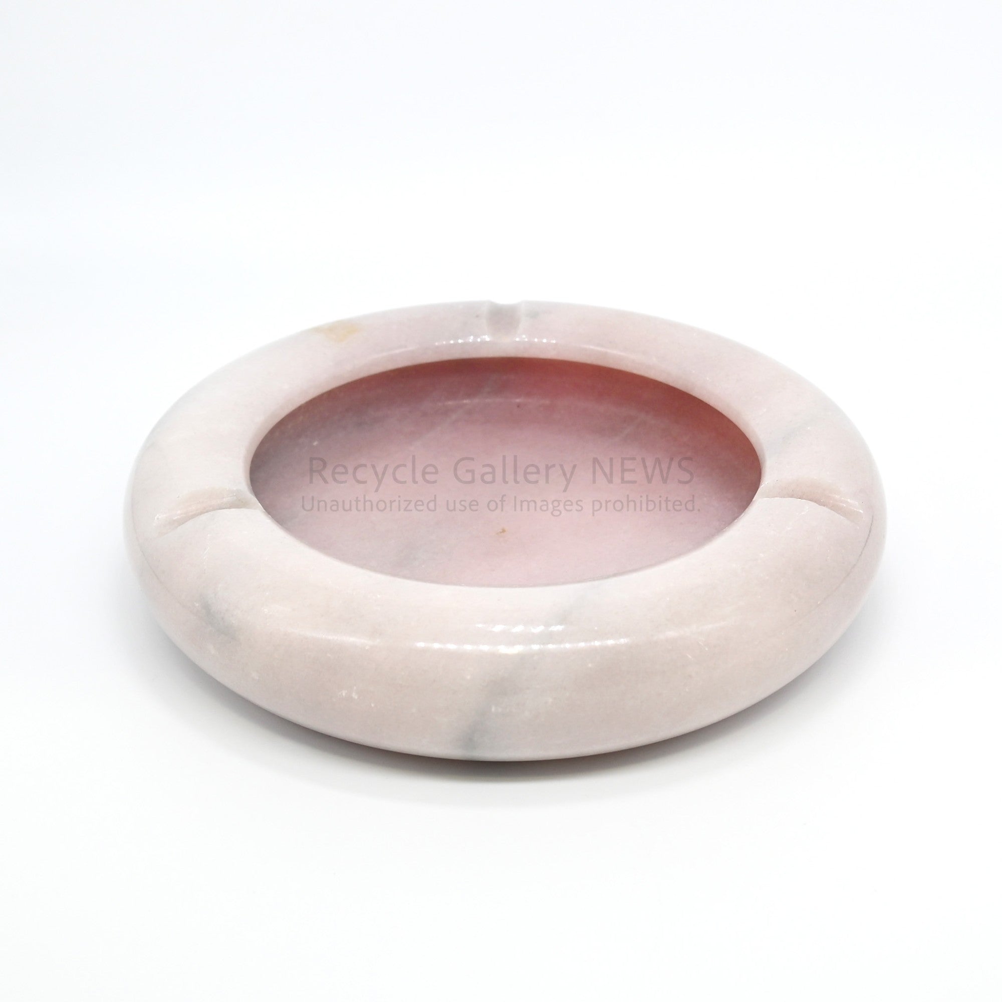 Pink Marble Ash Tray Mid-Century Modern Space Age Decor / ピンク大理石 アッシュトレイ 灰皿 円形 丸 マーブル ストーン ミッドセンチュリー モダン スペースエイジ 韓国インテリア