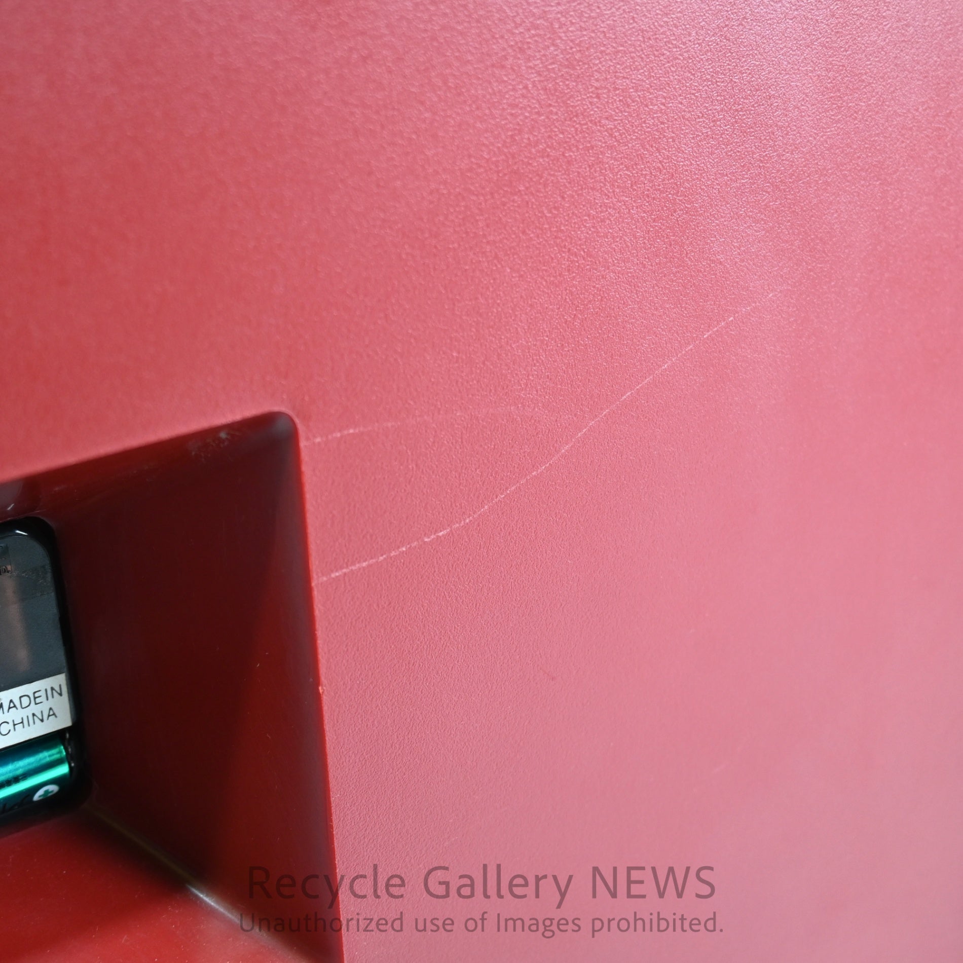 NEWGATE "METRO" Wall Clock Red / ニューゲート "メトロ" 壁掛け時計 赤