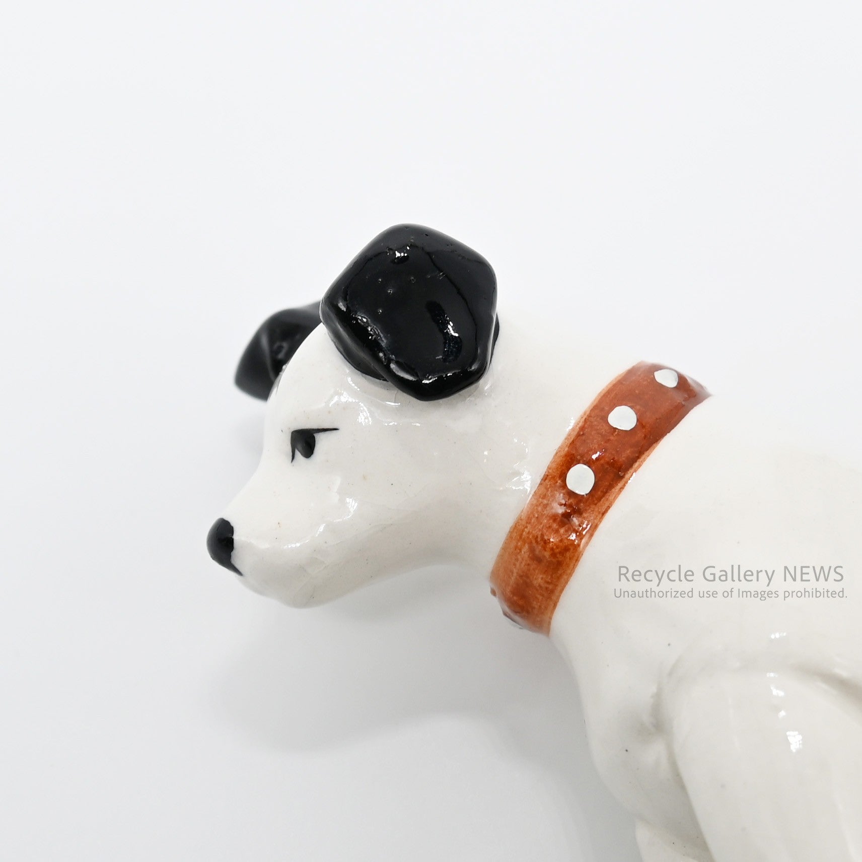 His Master's Voice "Nipper" Hand-Painted Ceramic Dog Figurine Miniature Victor White / 『主人の声』ビクター犬 ニッパー ハンドペイント 陶器フィギュリン ミニチュア オブジェ 犬の置物 オーディオ レトロ 白