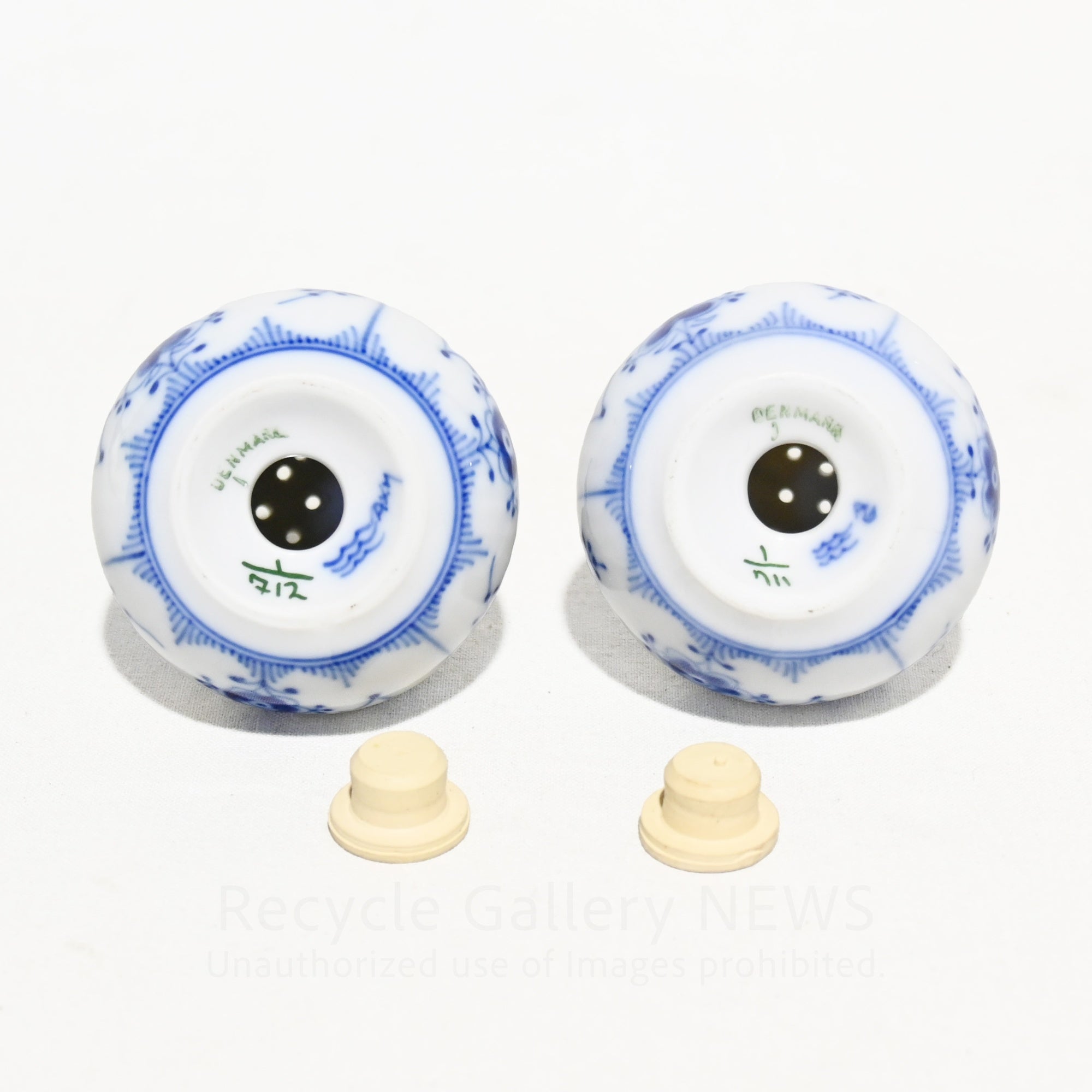 ROYAL COPENHAGEN Salt & Pepper Vintage Rare Denmark / ロイヤル・コペンハーゲン ソルト＆ペッパー 塩胡椒入れ 希少品 ヴィンテージ デンマーク