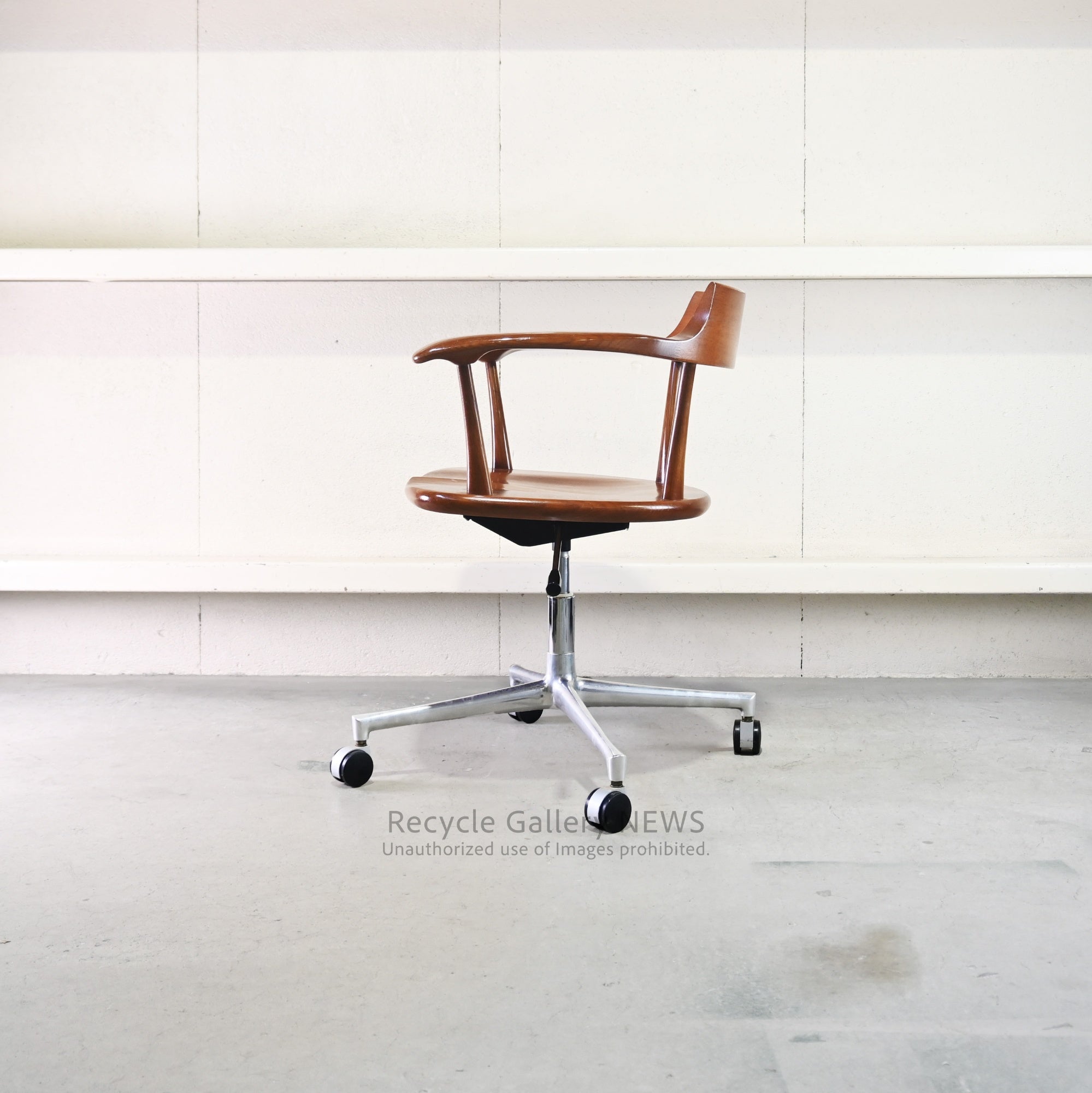 Hida Sangyo CRESCENT Desk Chair Solid Wood Bentwood Made in Japan / 飛騨産業 クレセントデスクチェア 日本 無垢材 曲木