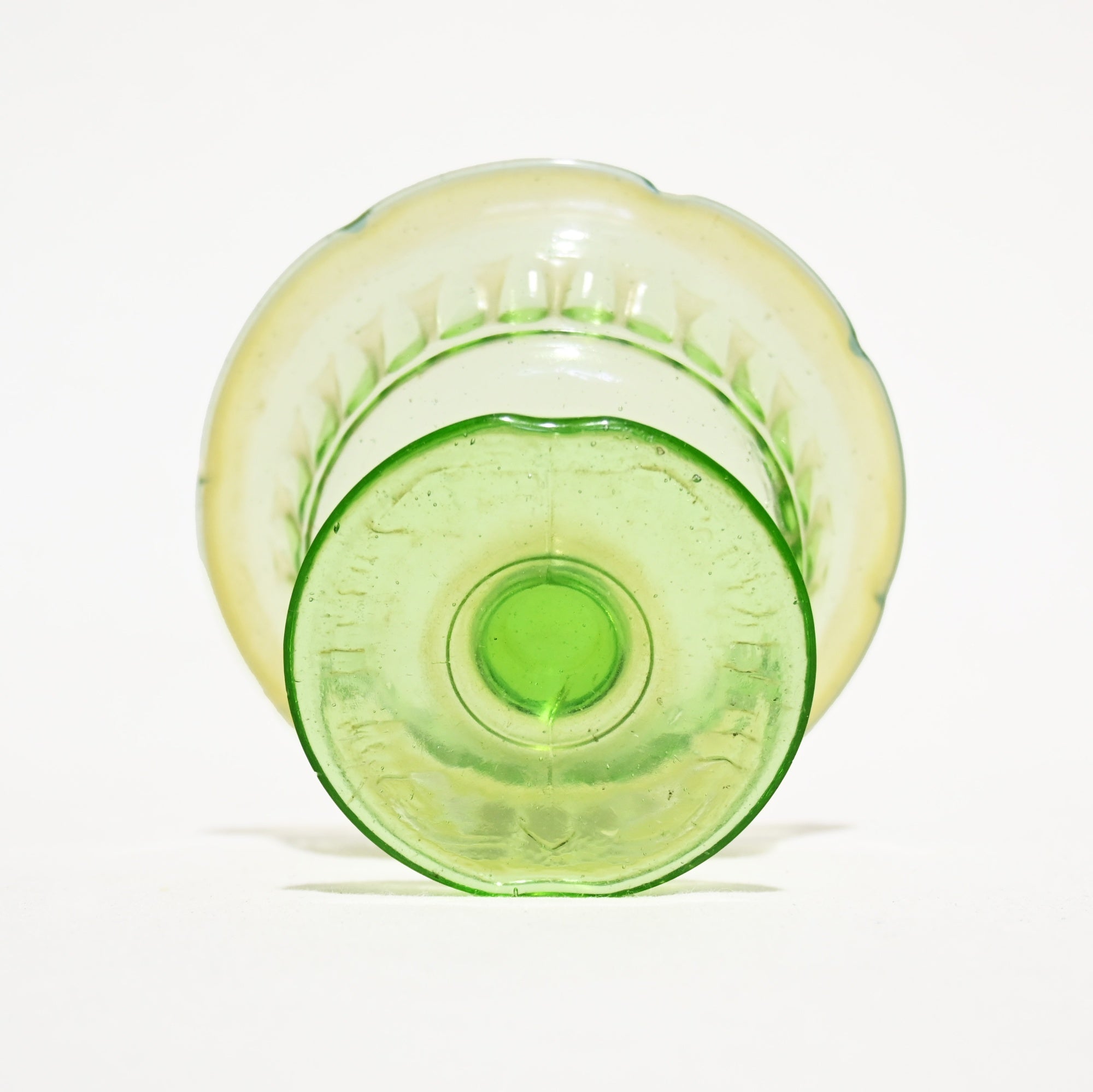 Vintage Press Glass Japanese Glass Ice Cup Melon Soda Color Retro / ヴィンテージ プレスガラス 和ガラス 氷コップ メロンソーダ色 レトロ