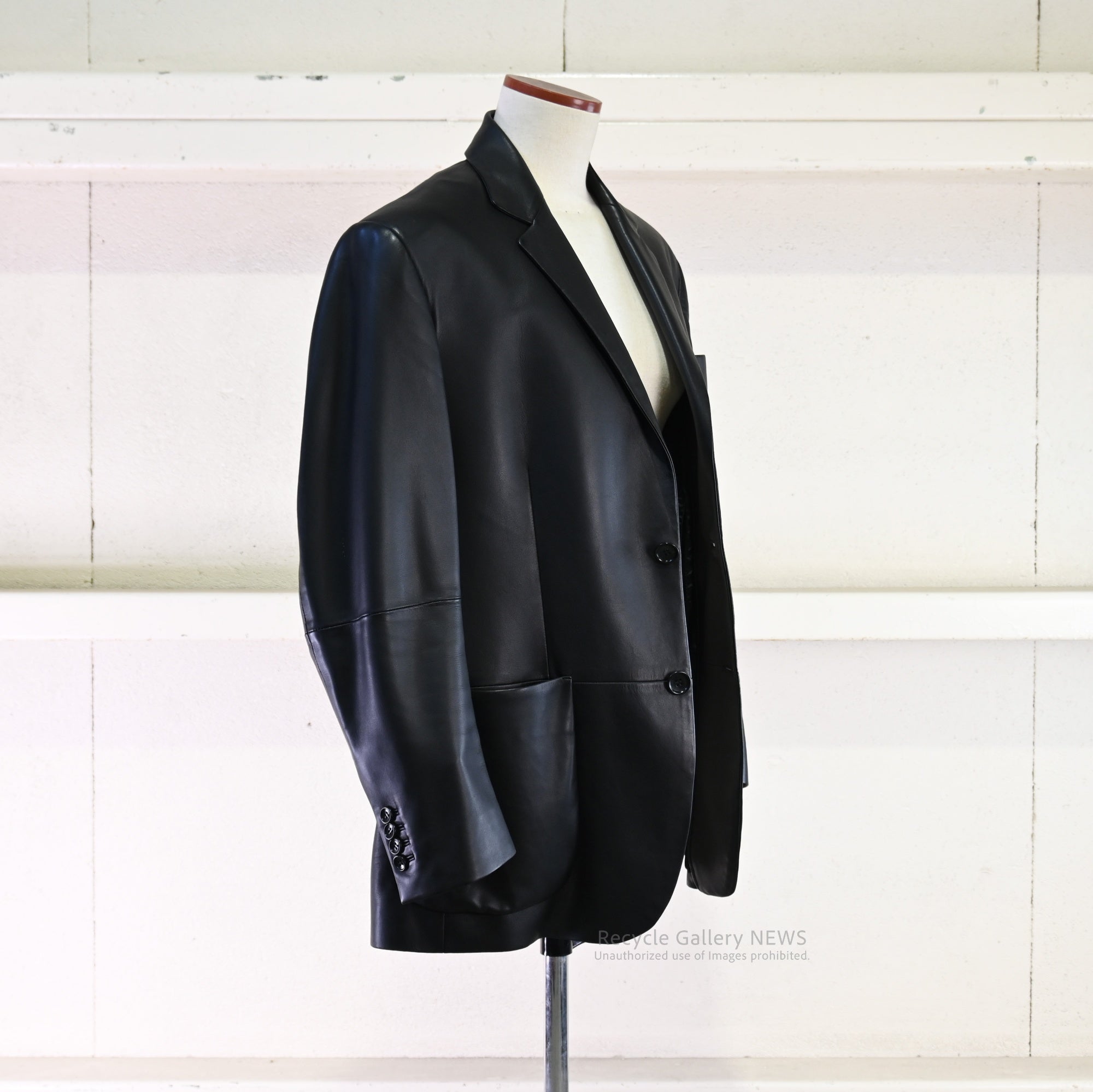 LOEWE Men's Lamb Leather Jacket in Black Jonathan Anderson /  ロエベ メンズ ラム レザー ジャケット ブラック ジョナサン・アンダーソン  羊革 黒