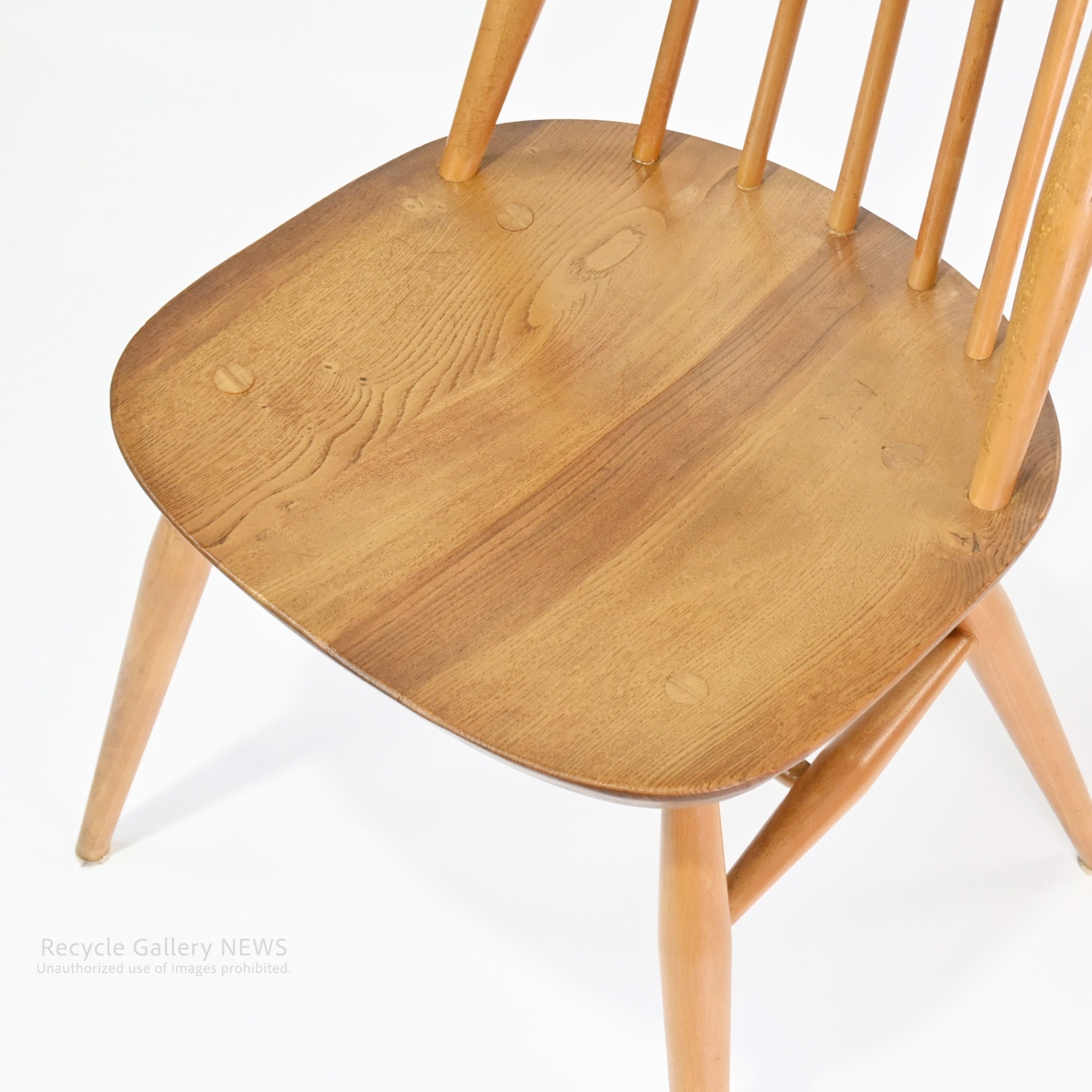 Ercol Ercol Goldsmith Chair British Elm Wood Traditional Craftsmanship Matches Scandinavian Design / アーコール ゴールドスミスチェア イギリス ニレ材  職人技 北欧モダン