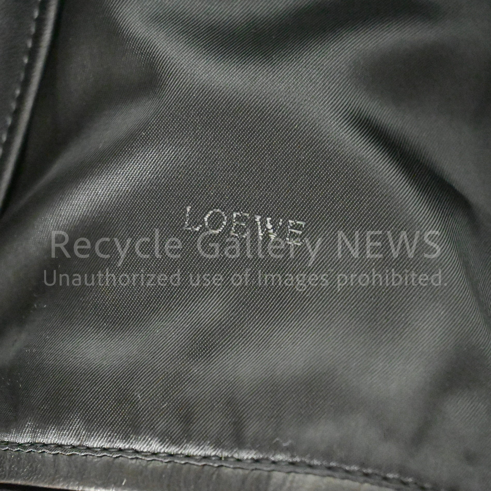 LOEWE Men's Lamb Leather Jacket in Black Jonathan Anderson /  ロエベ メンズ ラム レザー ジャケット ブラック ジョナサン・アンダーソン  羊革 黒