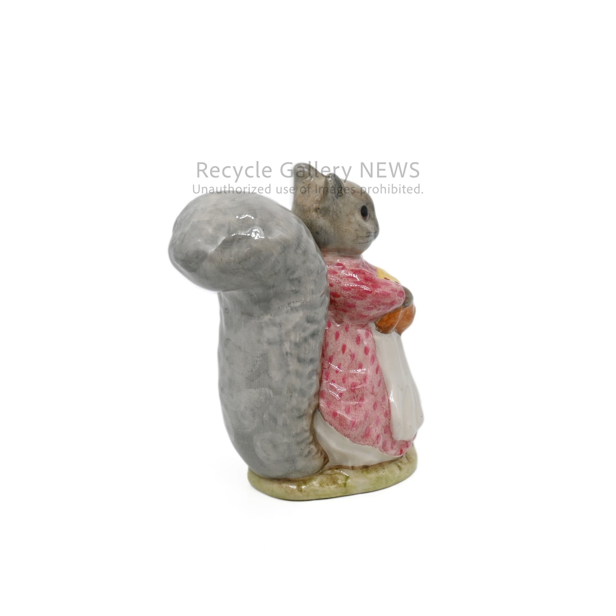 Beswick Peter Rabbit Timmy Tiptoes Goody Ceramic Figurine Gray Squirrel / ベスウィック ピーターラビット つまさきティミー グッディ 陶器 フィギュリン ハイイロリス
