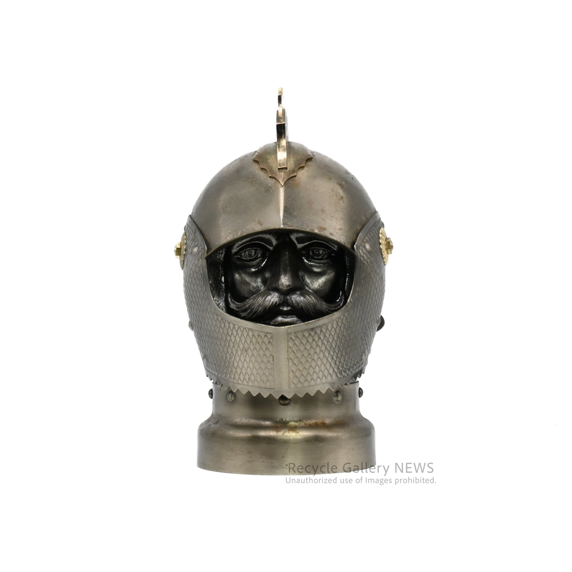 Musical Whiskey Bottle Case　Western Spirits Ornament Armor Takara Shuzo BIC'T /オルゴール付きウィスキー ボトルケース 洋酒 装飾品 甲冑 宝酒造 BIC'T