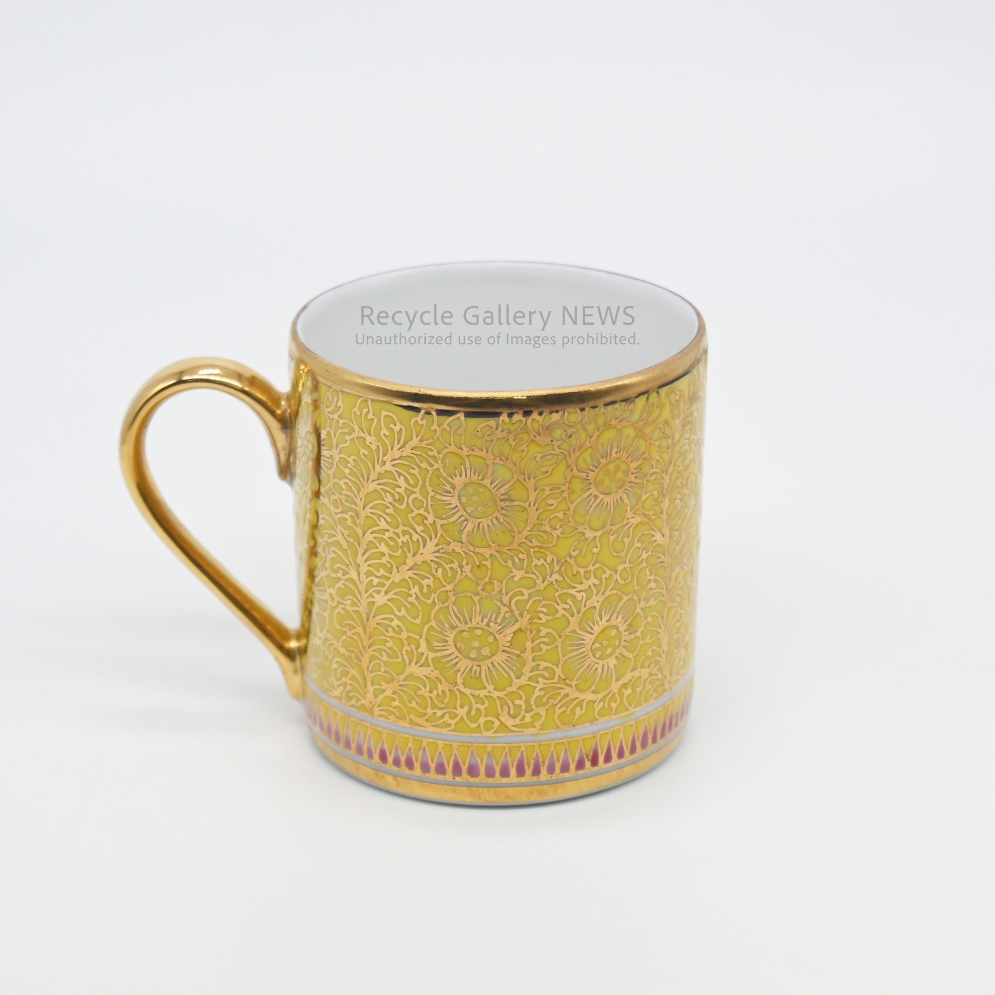 Thai Benjarong Cup & Saucer Gold Gilding Exotic Style Yellow / タイ陶磁器 ベンジャロン焼き C&S 金彩 エキゾチック イエロー