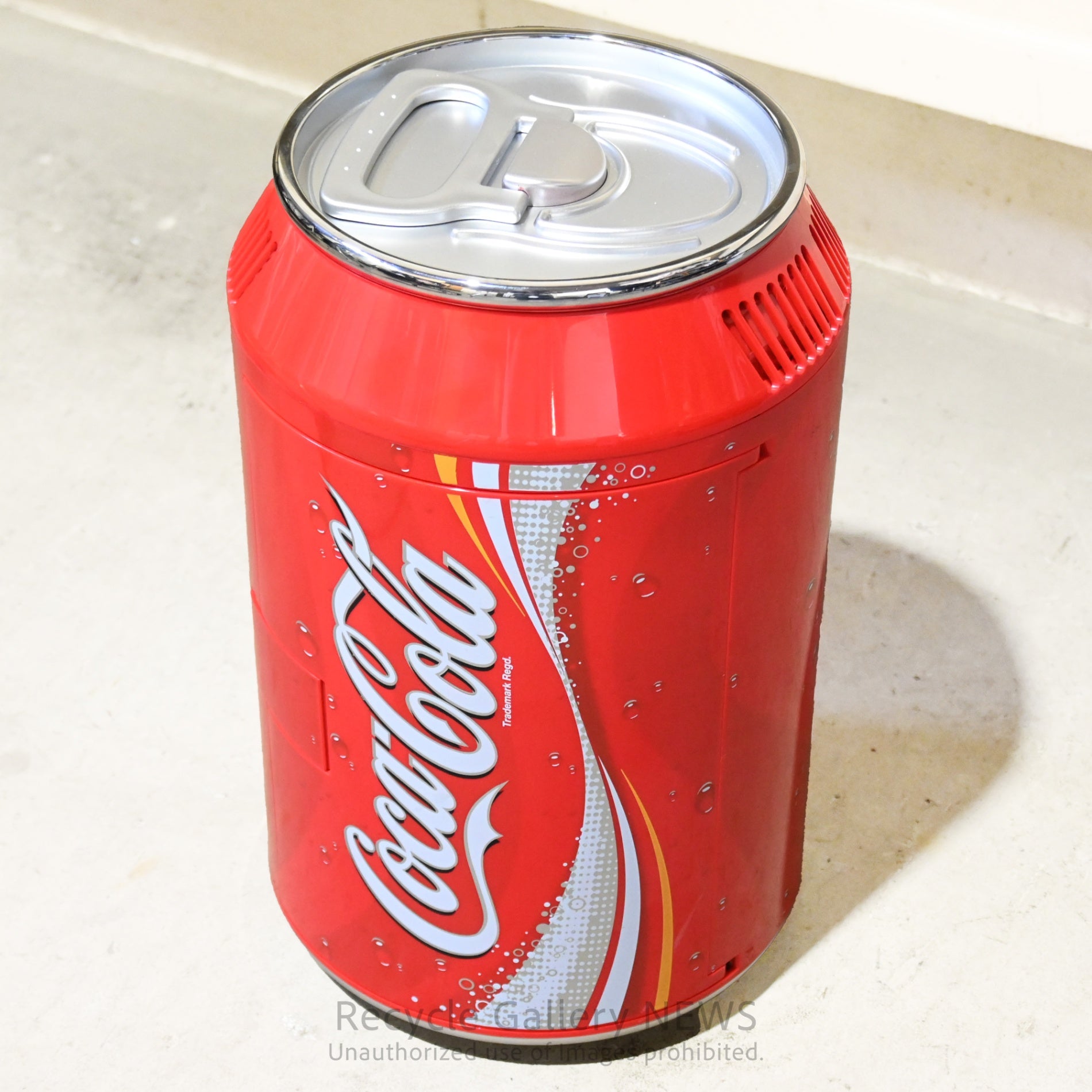 Coca-Cola Design Hot/Cold Refrigerator / コカ・コーラデザイン 温冷庫 冷蔵庫