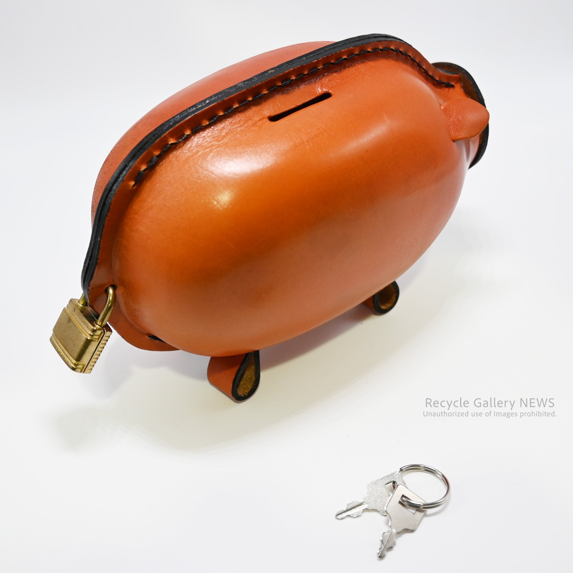 Konoike Seisakusho Leather Piggy Bank Retro Japanese Vintage / 鴻池製作所 革製 ぶた 貯金箱 レトロ日本 ヴィンテージ
